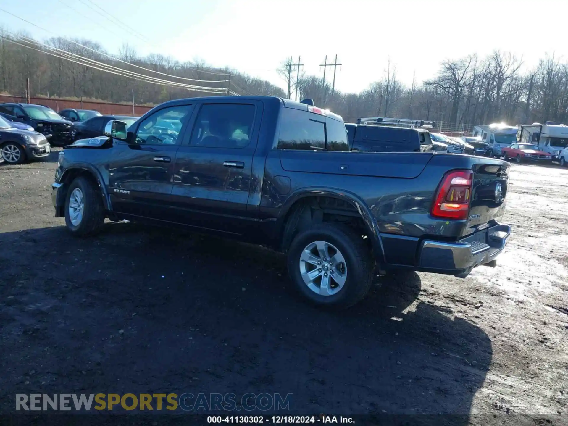 3 Photograph of a damaged car 1C6SRFJT8KN845363 RAM 1500 2019