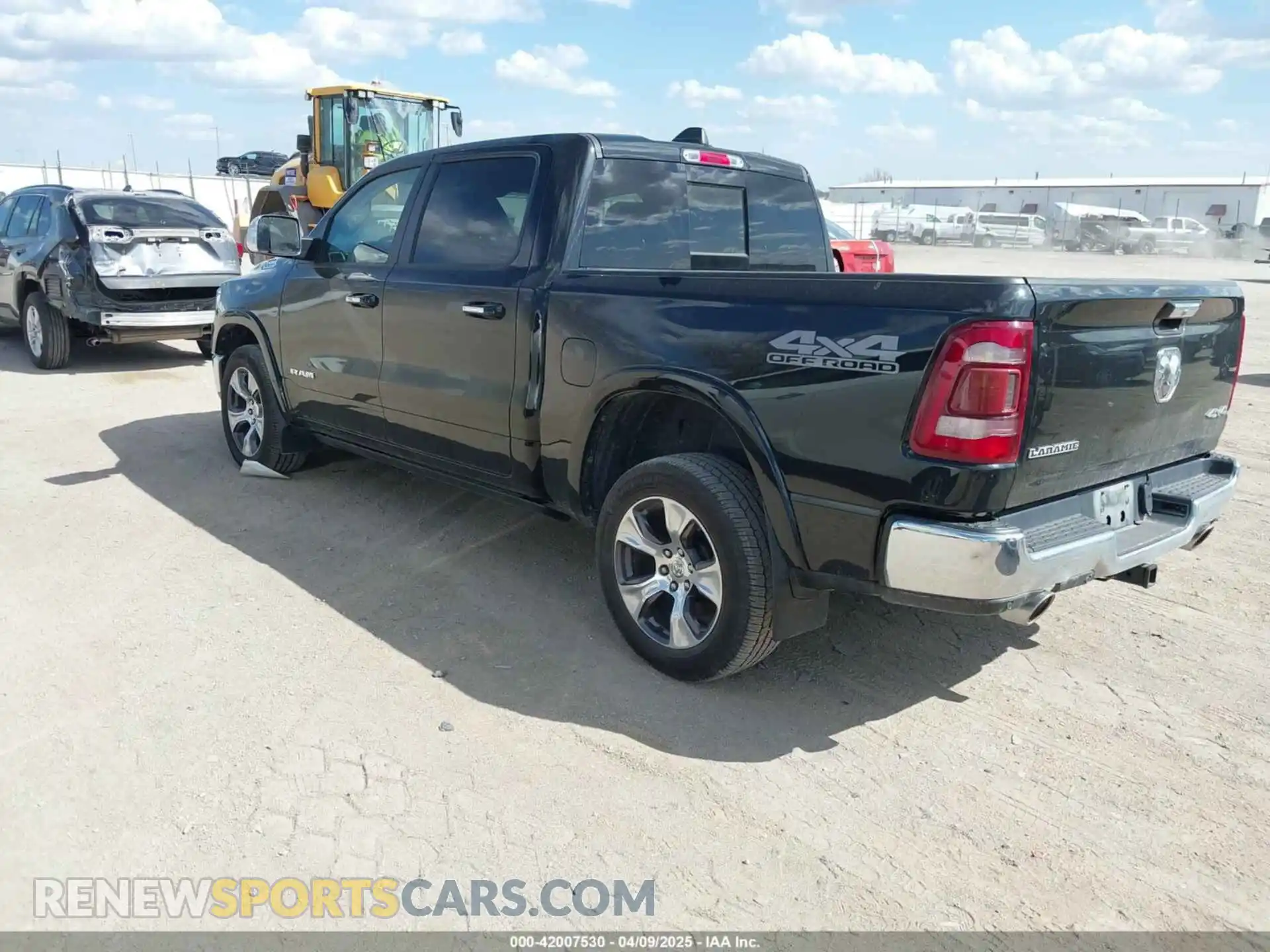 3 Photograph of a damaged car 1C6SRFJTXKN609930 RAM 1500 2019