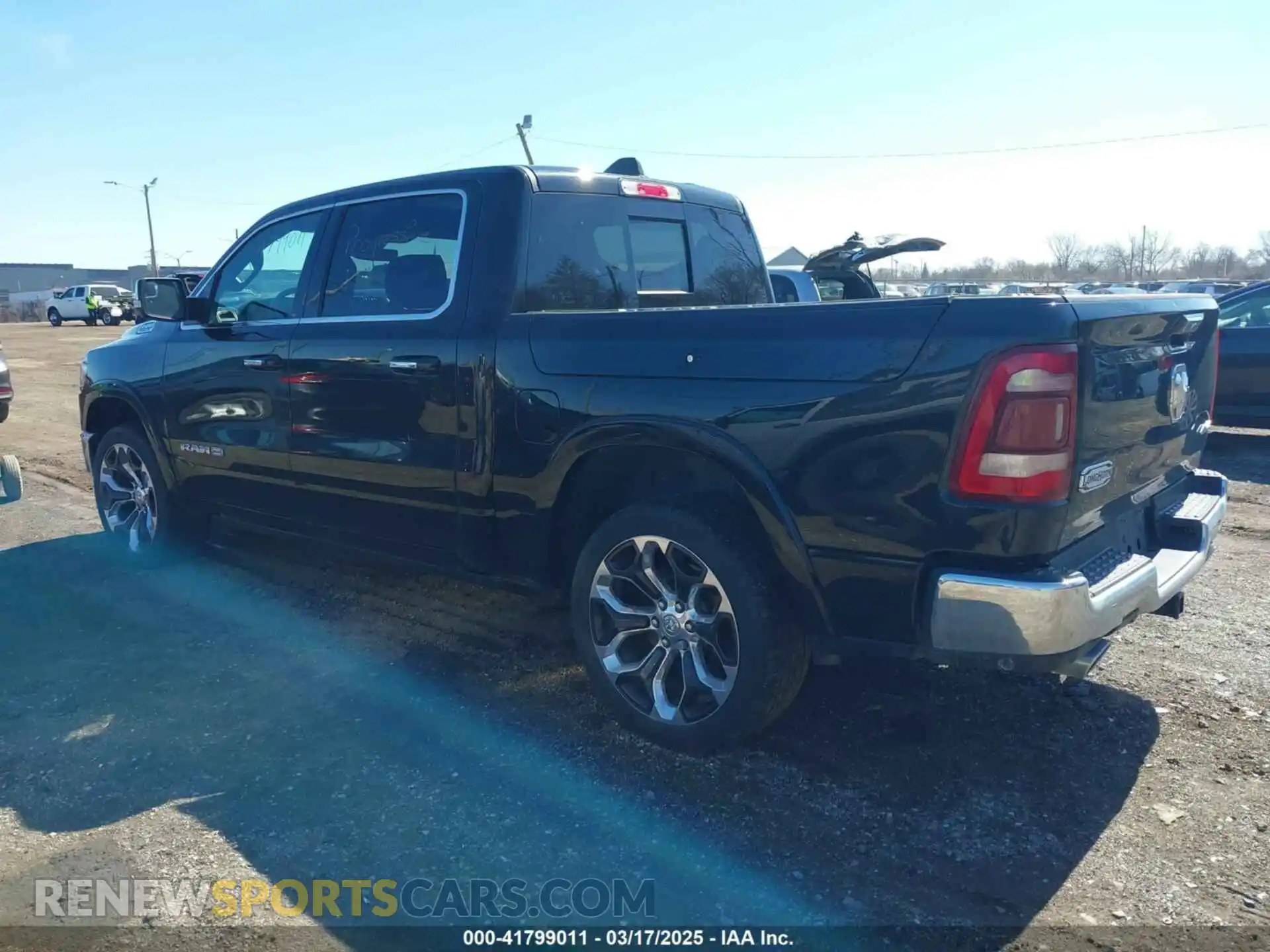 3 Photograph of a damaged car 1C6SRFKT5KN700506 RAM 1500 2019