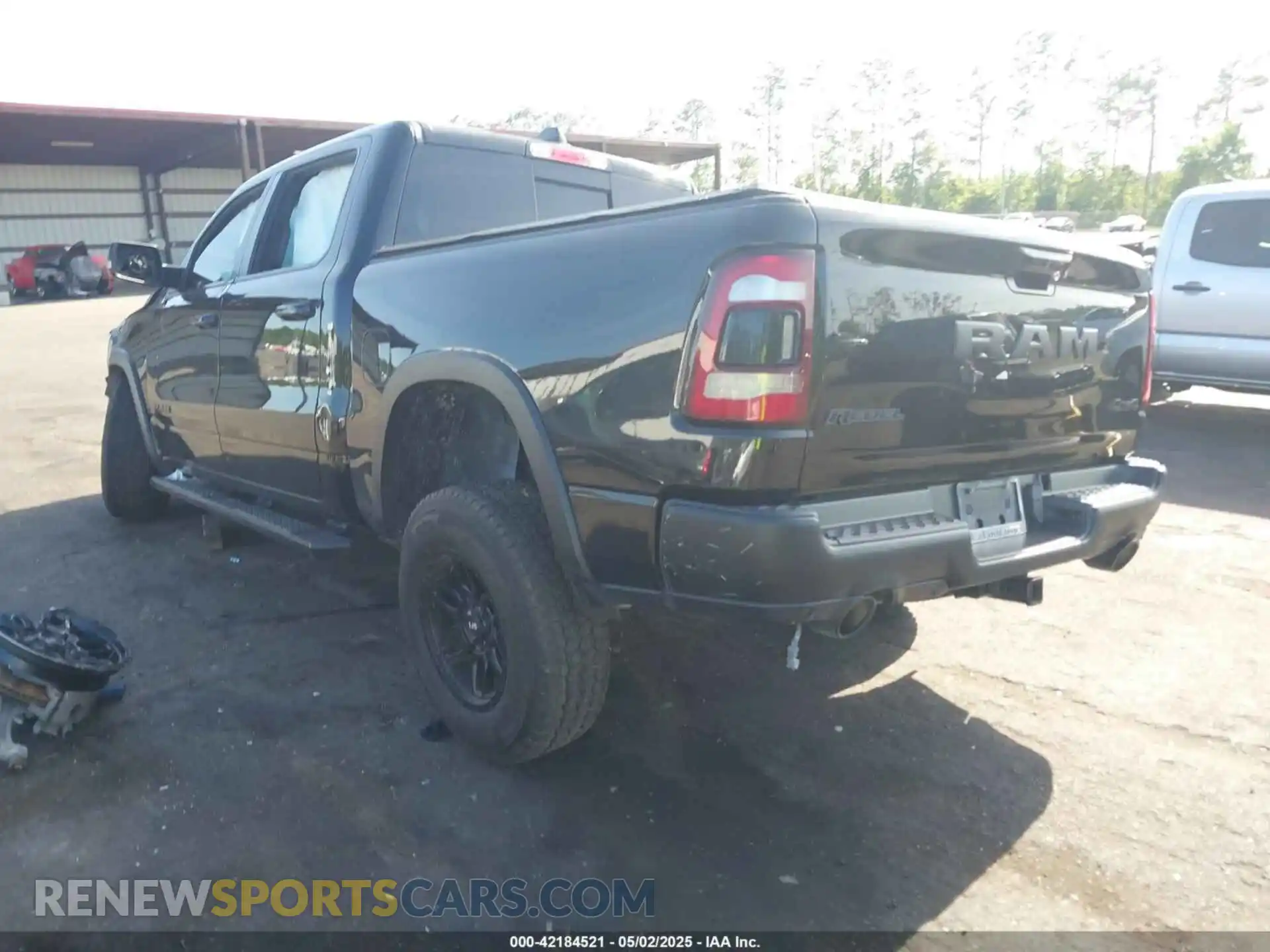 3 Photograph of a damaged car 1C6SRFLT3KN630552 RAM 1500 2019