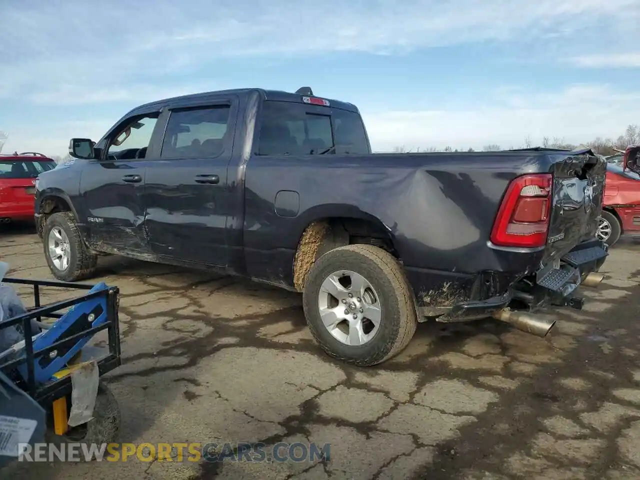 2 fotografías del automóvil dañado 1C6SRFMT6KN699833 RAM 1500 2019