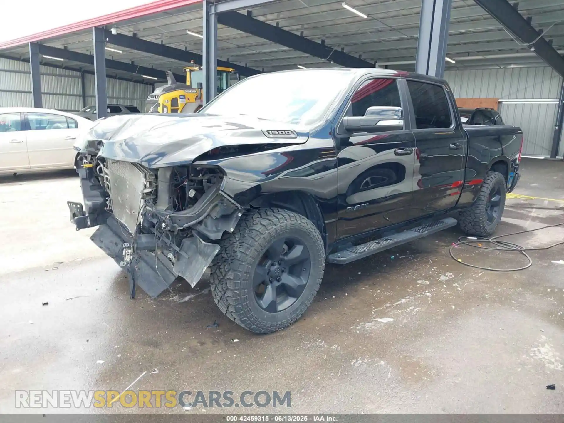 2 fotografías del automóvil dañado 1C6SRFMT7KN736680 RAM 1500 2019