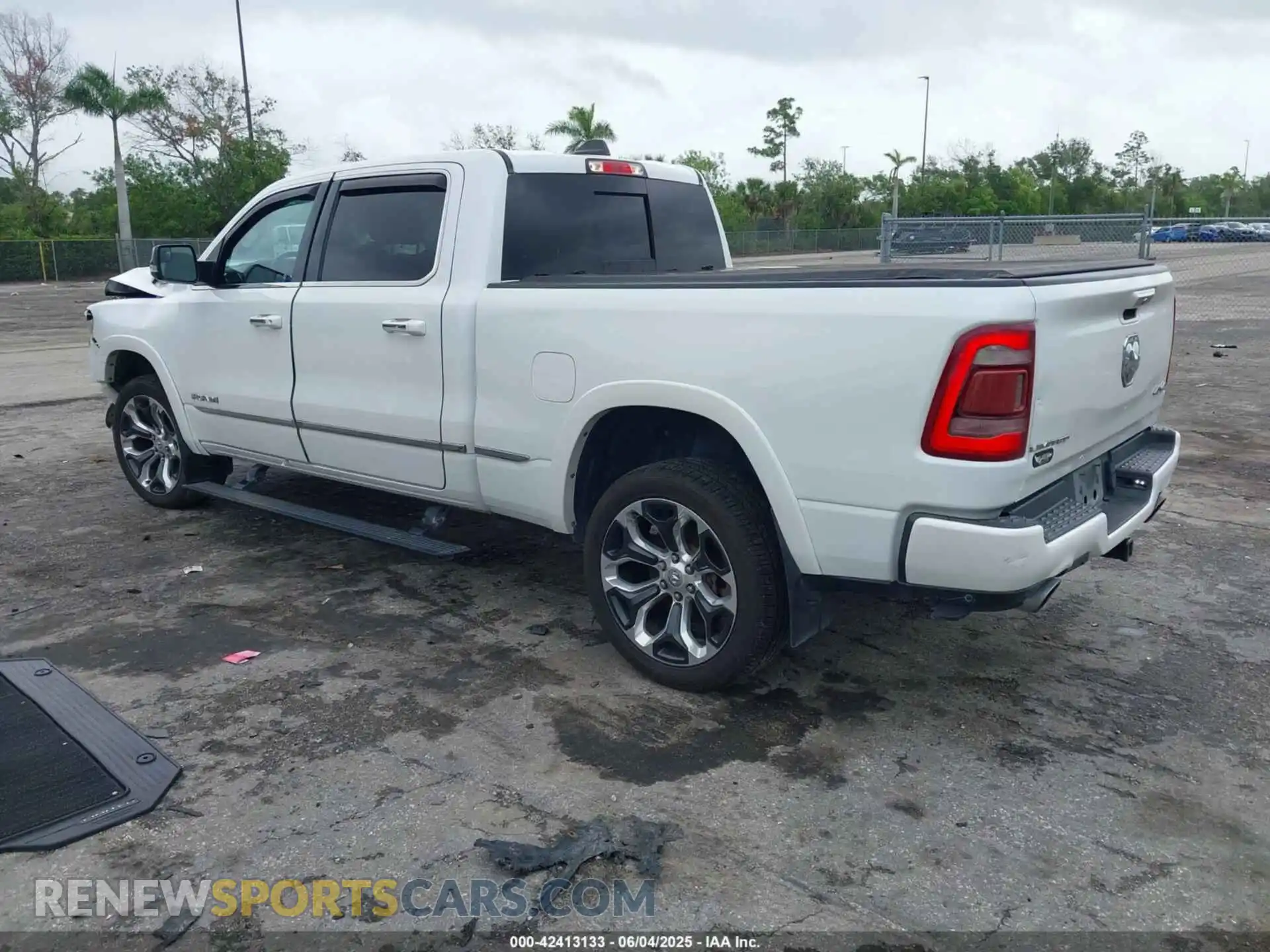 3 Фотография поврежденного автомобиля 1C6SRFPT3KN774290 RAM 1500 2019