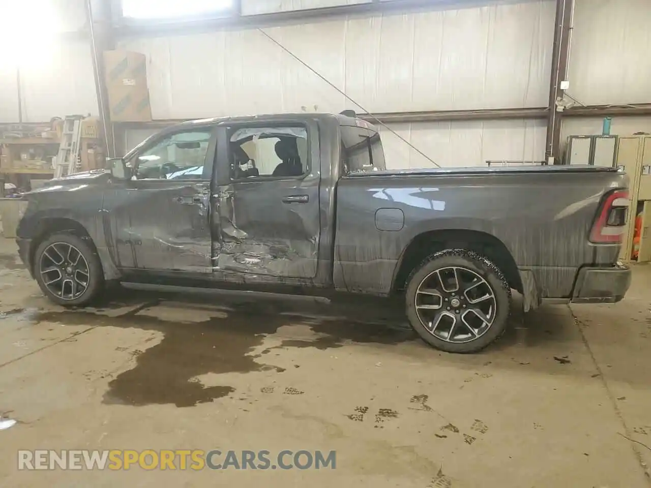2 Photograph of a damaged car 1C6SRFTT1KN761513 RAM 1500 2019