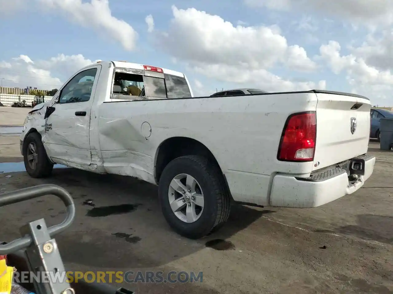 2 Photograph of a damaged car 3C6JR6DT2KG506906 RAM 1500 2019