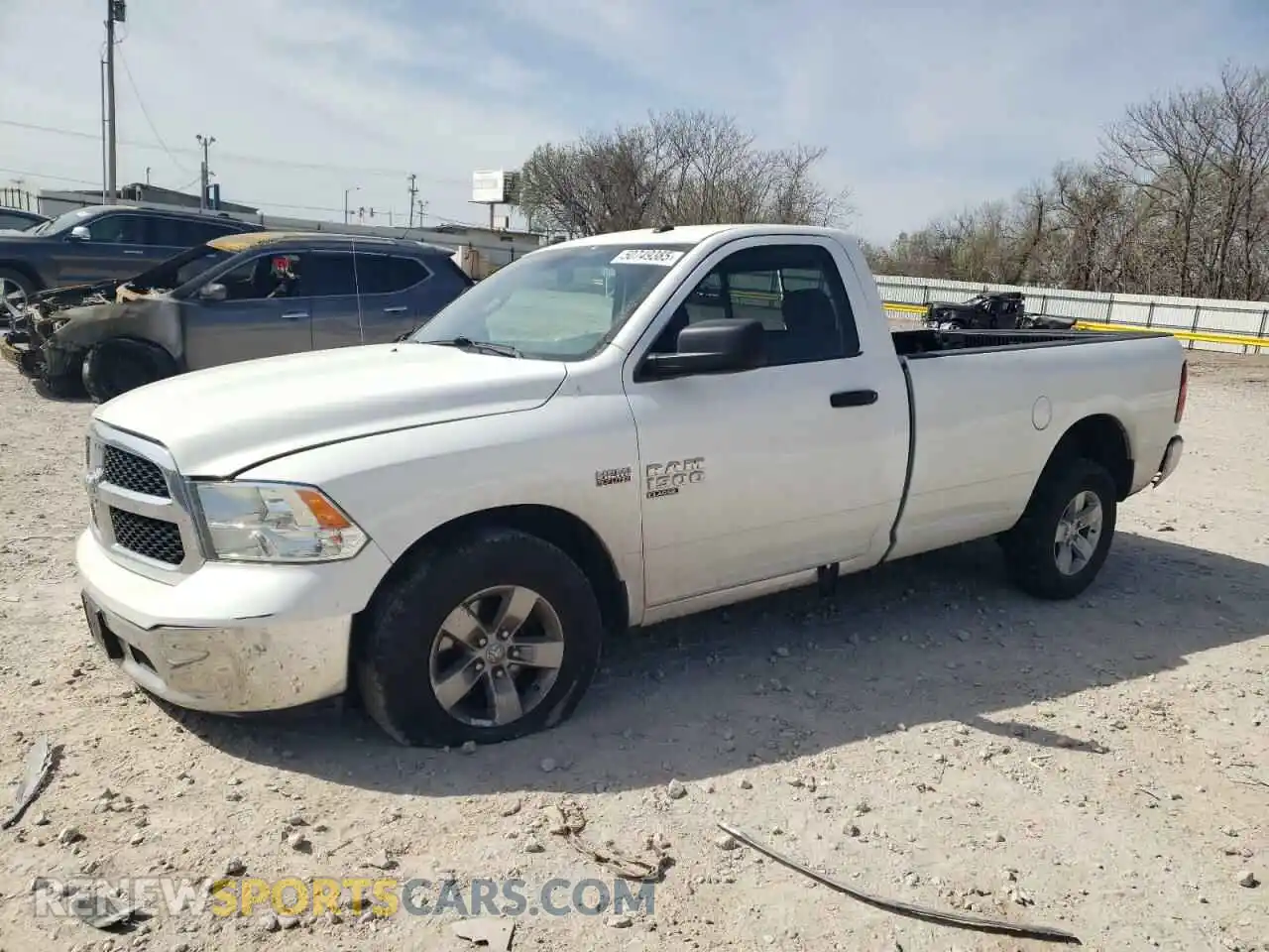 1 Photograph of a damaged car 3C6JR6DT7KG532305 RAM 1500 2019
