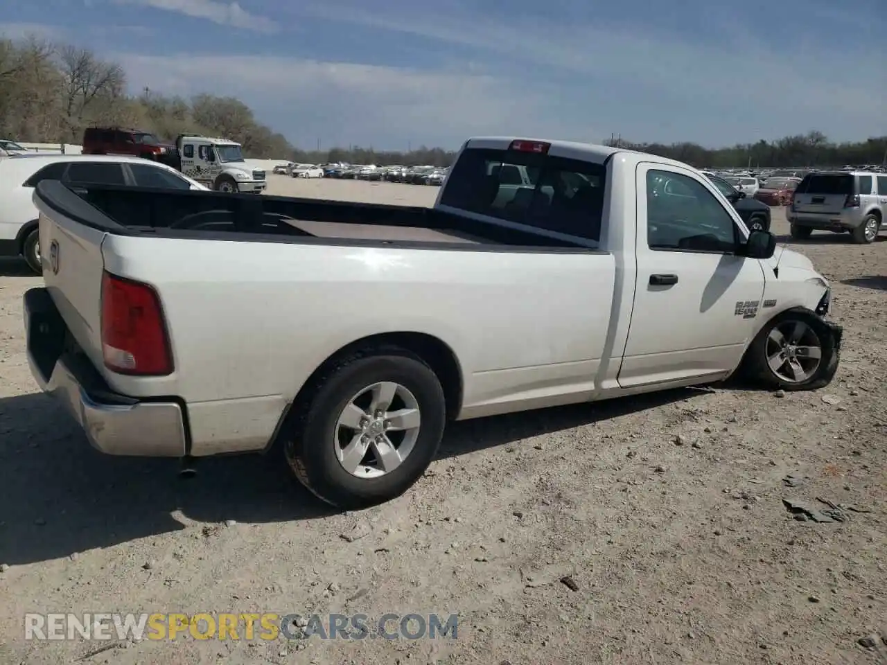 3 Photograph of a damaged car 3C6JR6DT7KG532305 RAM 1500 2019