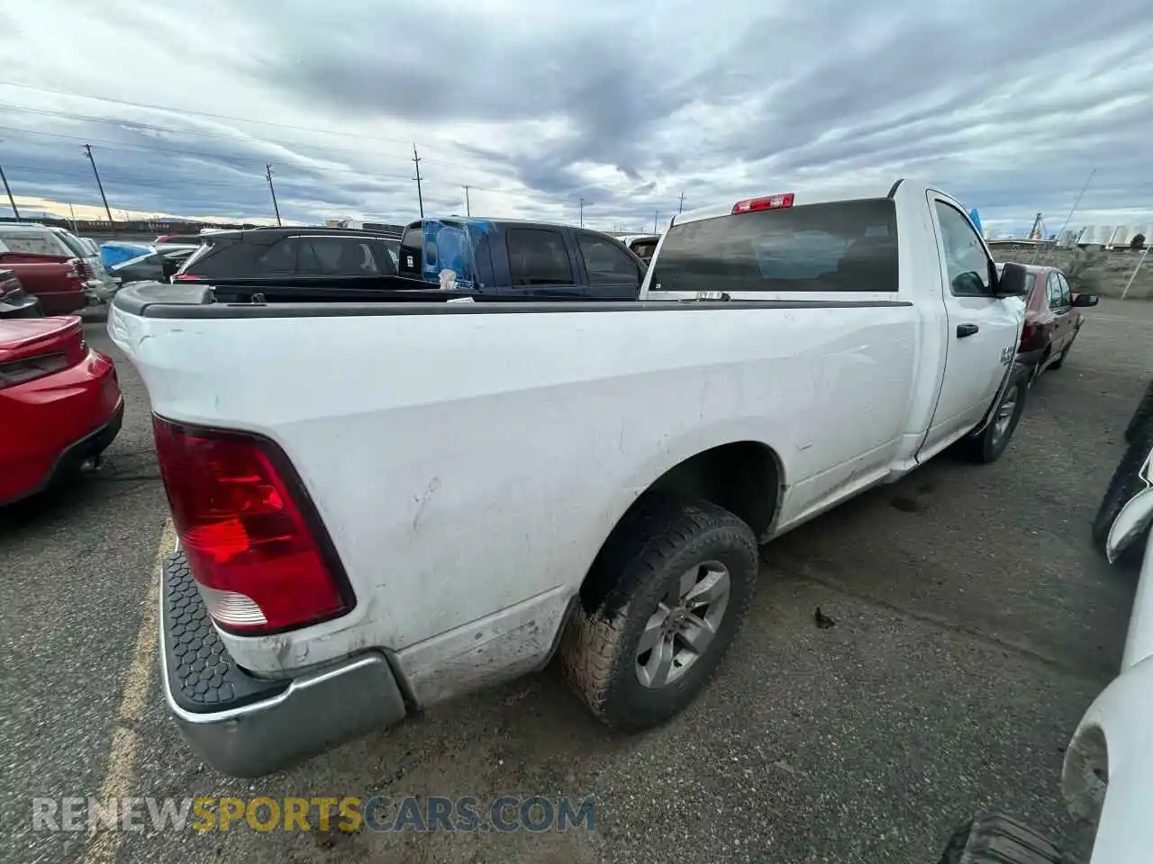3 Photograph of a damaged car 3C6JR6DT8KG702235 RAM 1500 2019