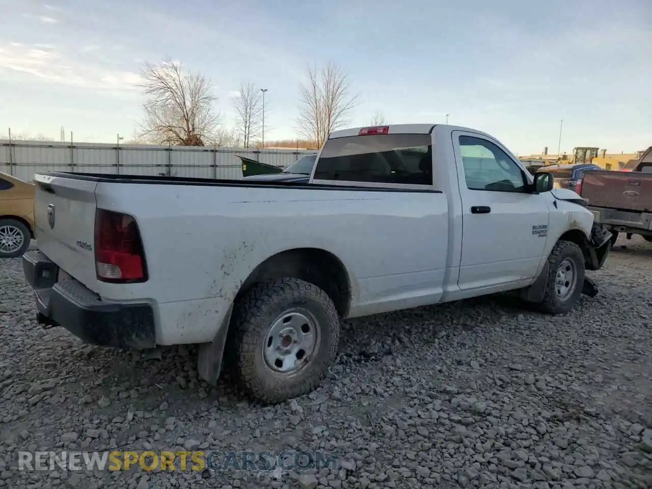 3 Photograph of a damaged car 3C6JR7DG5KG508092 RAM 1500 2019