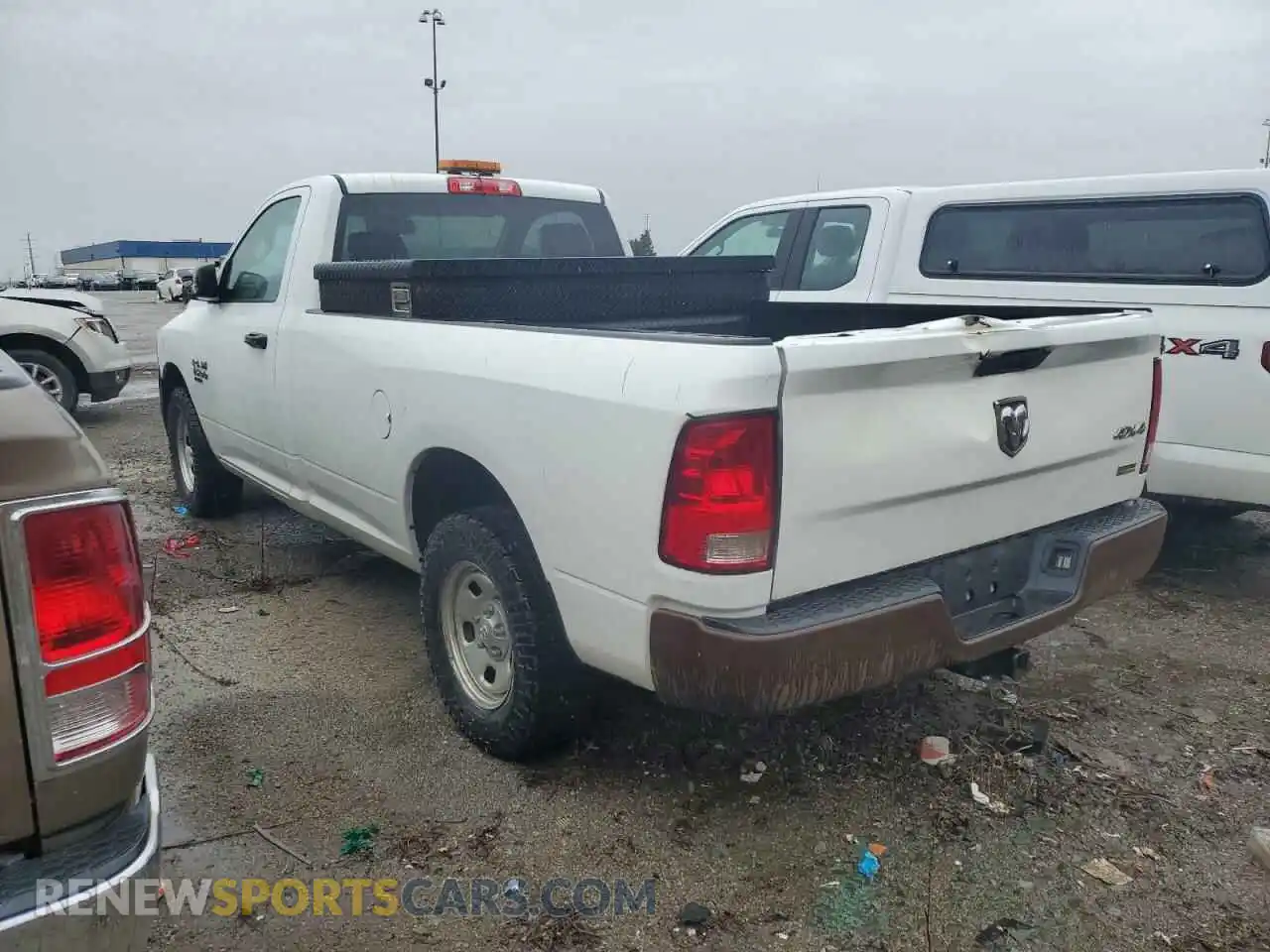 2 Photograph of a damaged car 3C6JR7DG7KG523001 RAM 1500 2019
