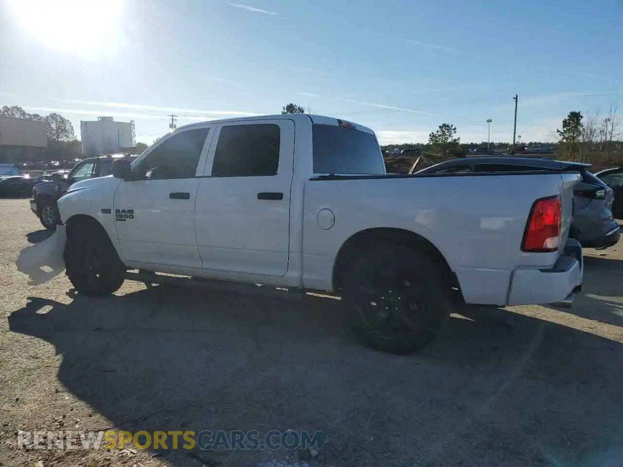 2 Photograph of a damaged car 3C6RR6KT8KG609575 RAM 1500 2019