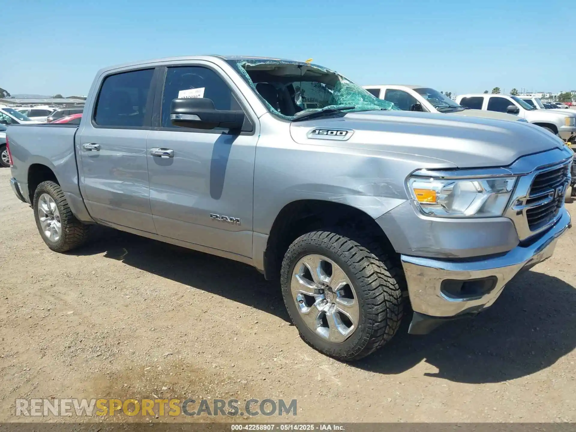 1 Photograph of a damaged car 1C6RREFG7LN333762 RAM 1500 2020