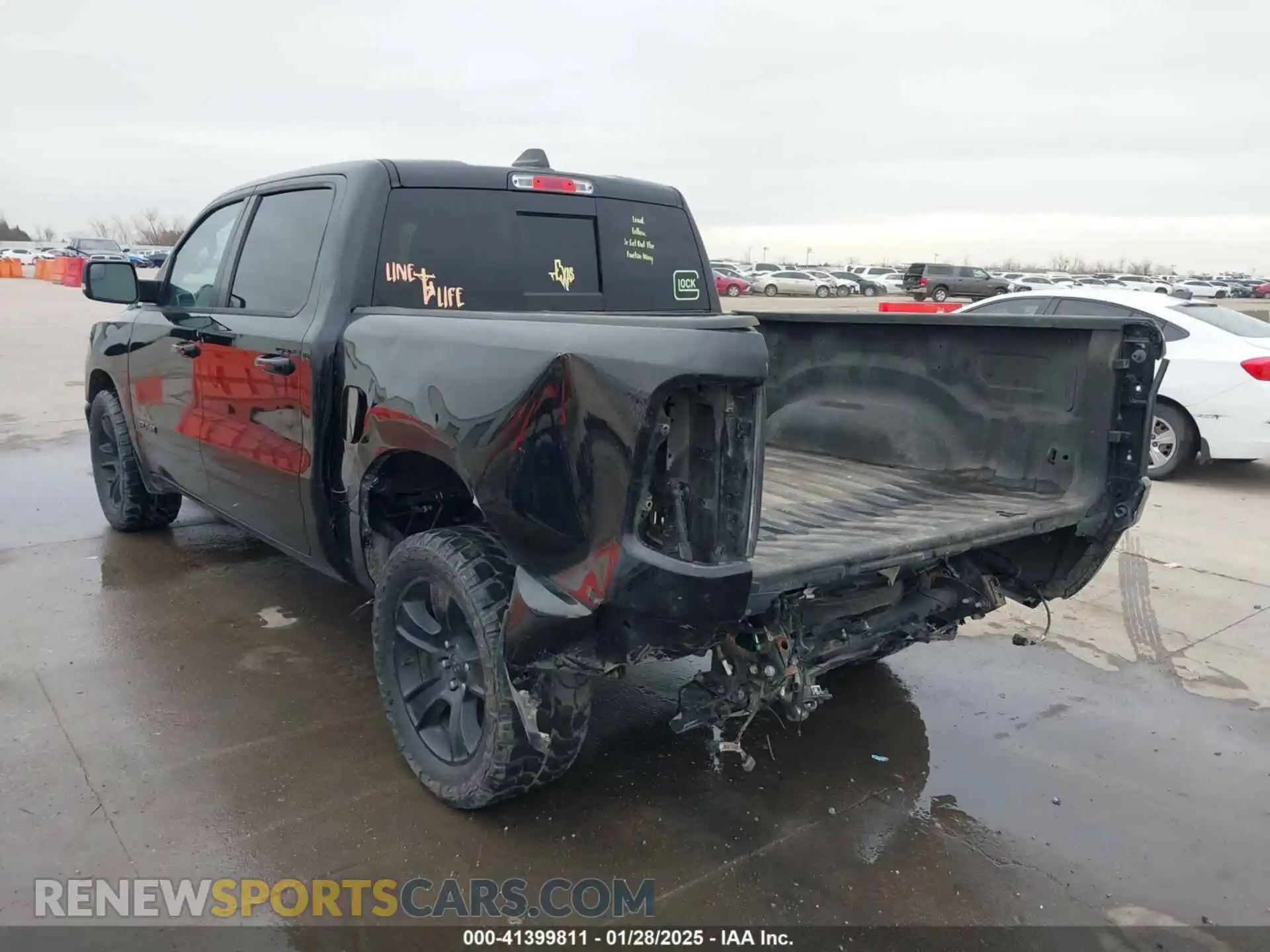 3 Photograph of a damaged car 1C6RREFT2LN245795 RAM 1500 2020