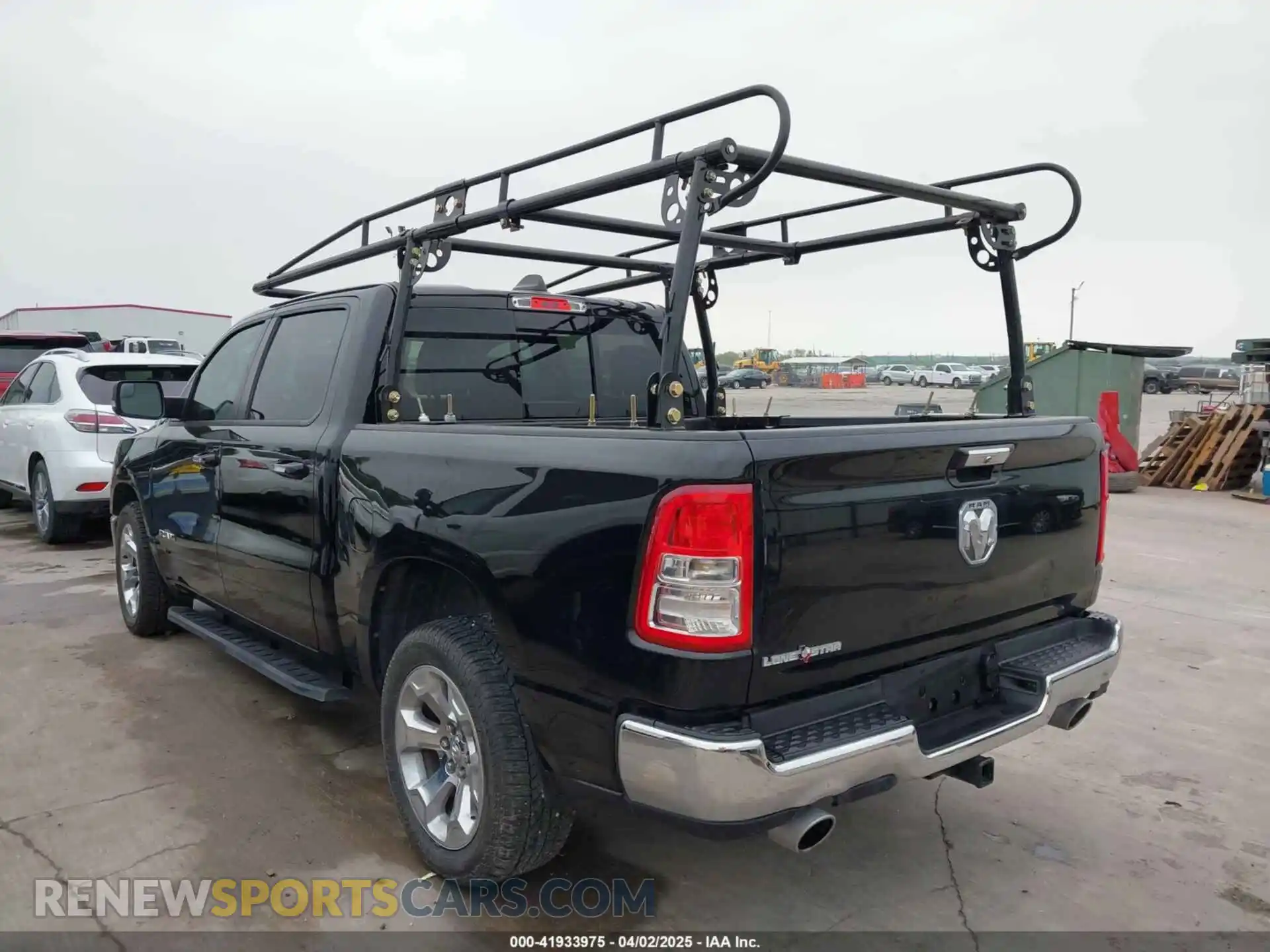 3 Photograph of a damaged car 1C6RREFT4LN119602 RAM 1500 2020