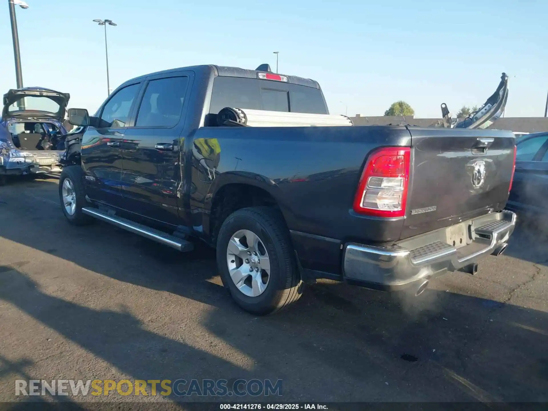 3 Photograph of a damaged car 1C6RREFT7LN401927 RAM 1500 2020