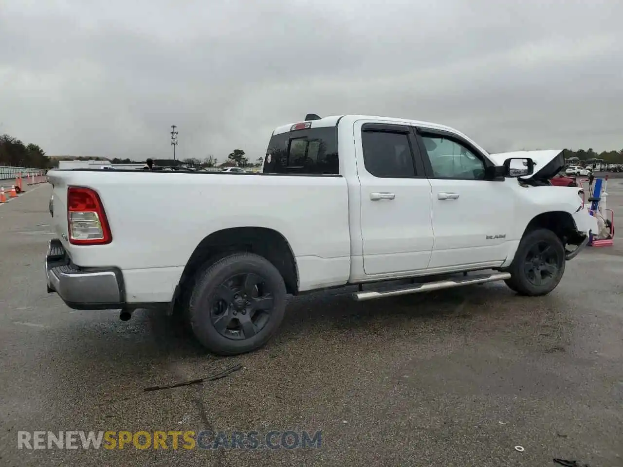 3 Photograph of a damaged car 1C6RRFBG3LN394618 RAM 1500 2020