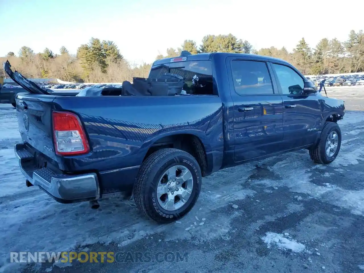 3 Photograph of a damaged car 1C6RRFFG3LN345431 RAM 1500 2020