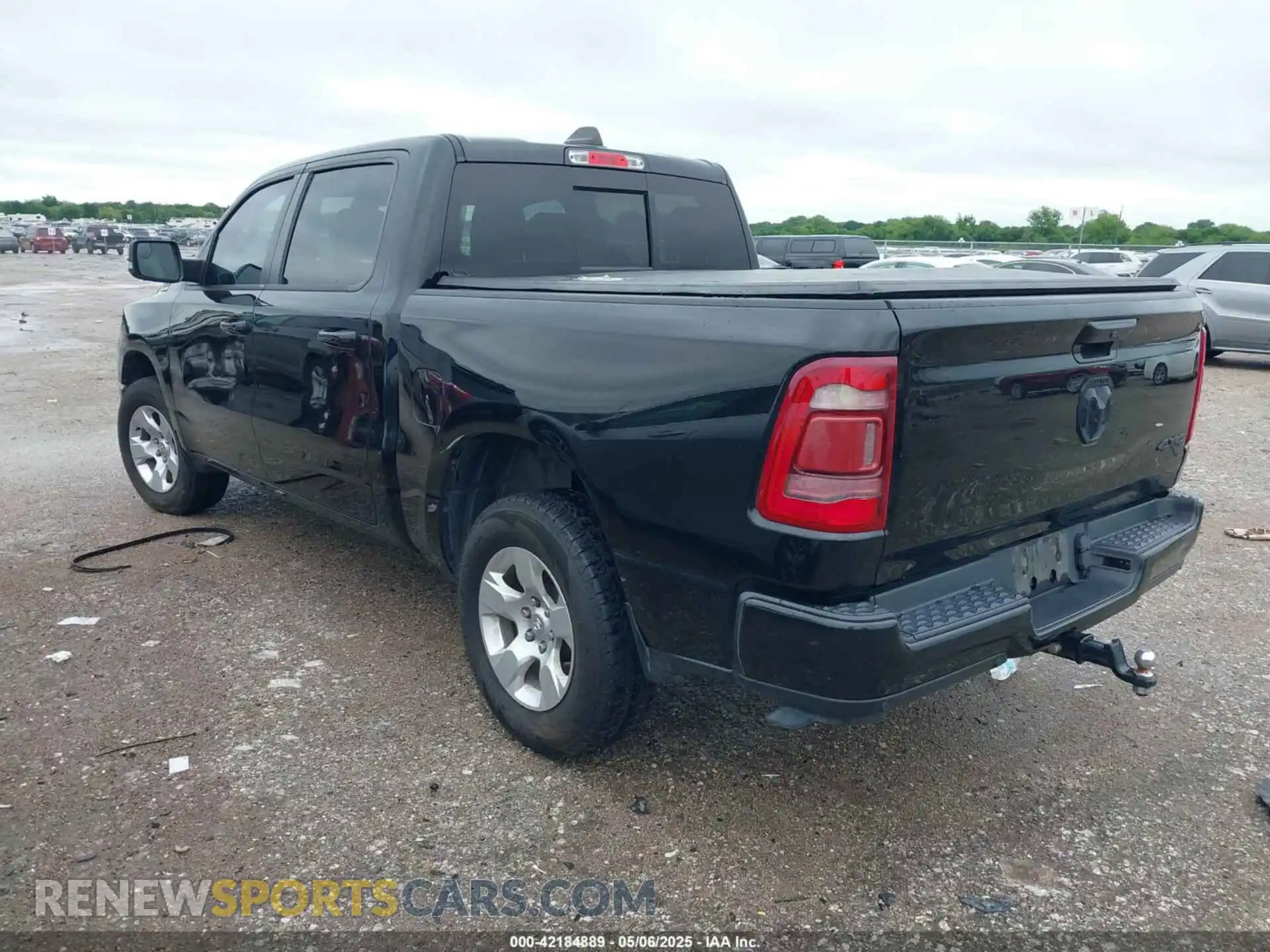 3 Photograph of a damaged car 1C6RRFFG7LN273861 RAM 1500 2020
