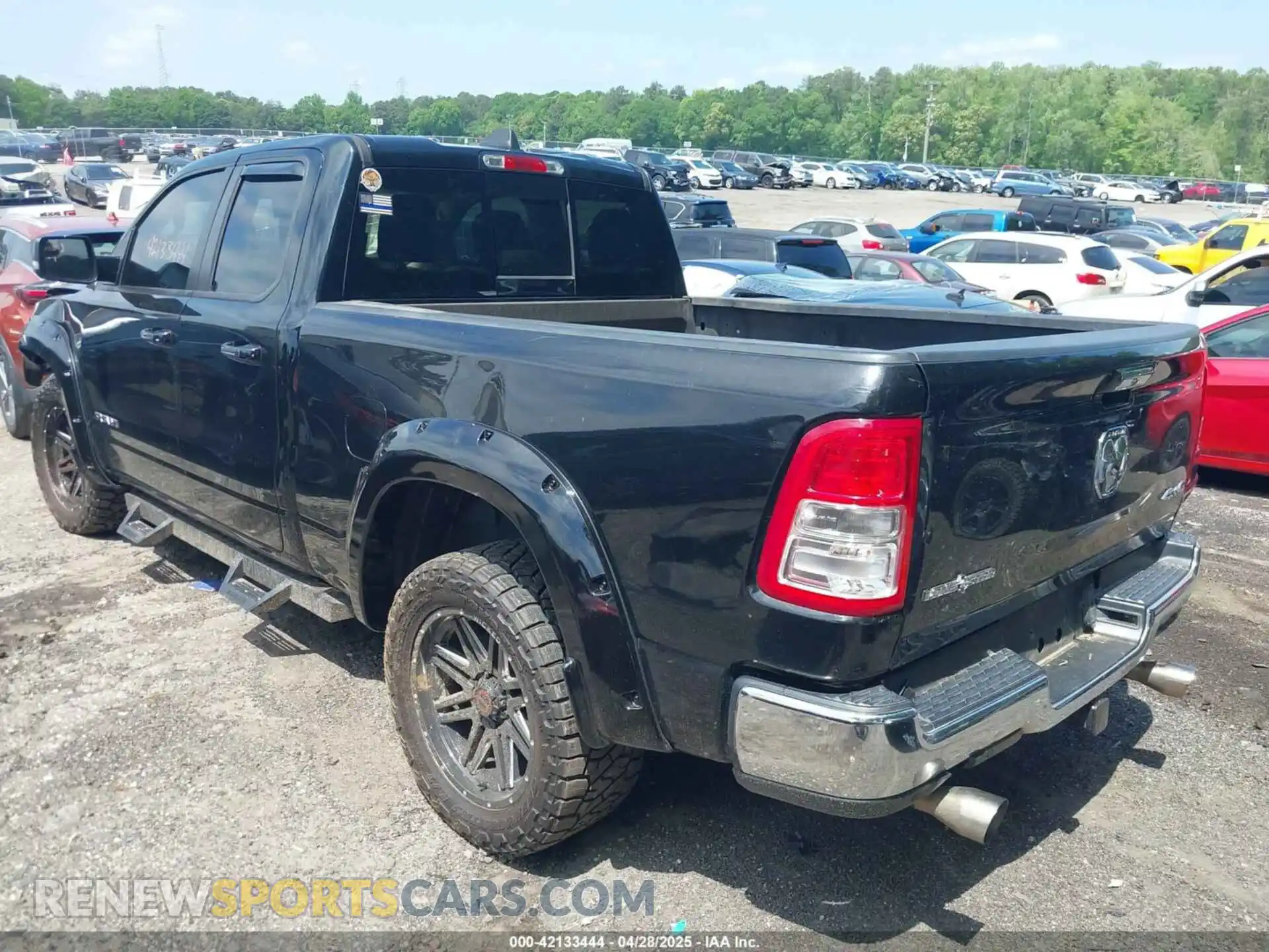 3 Photograph of a damaged car 1C6SRFBT0LN280347 RAM 1500 2020