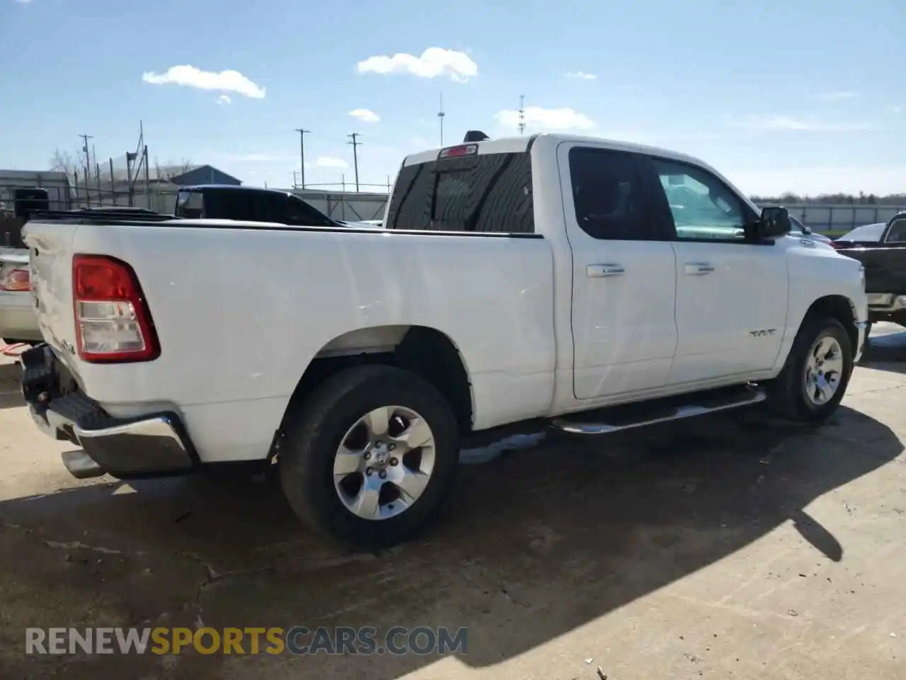 3 Photograph of a damaged car 1C6SRFBT2LN371989 RAM 1500 2020