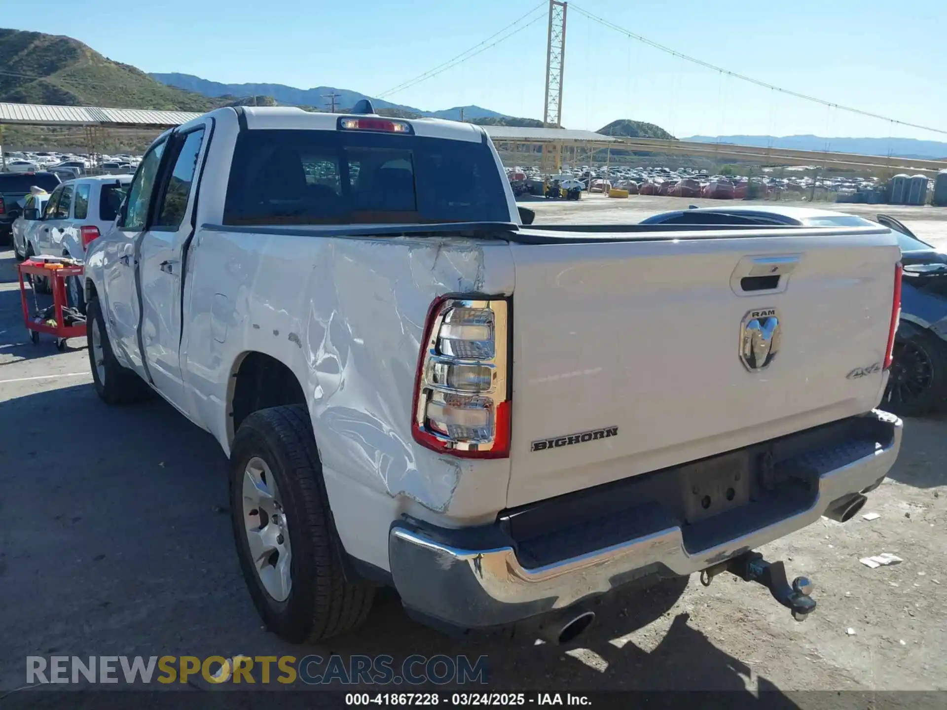 3 Photograph of a damaged car 1C6SRFBT2LN395323 RAM 1500 2020