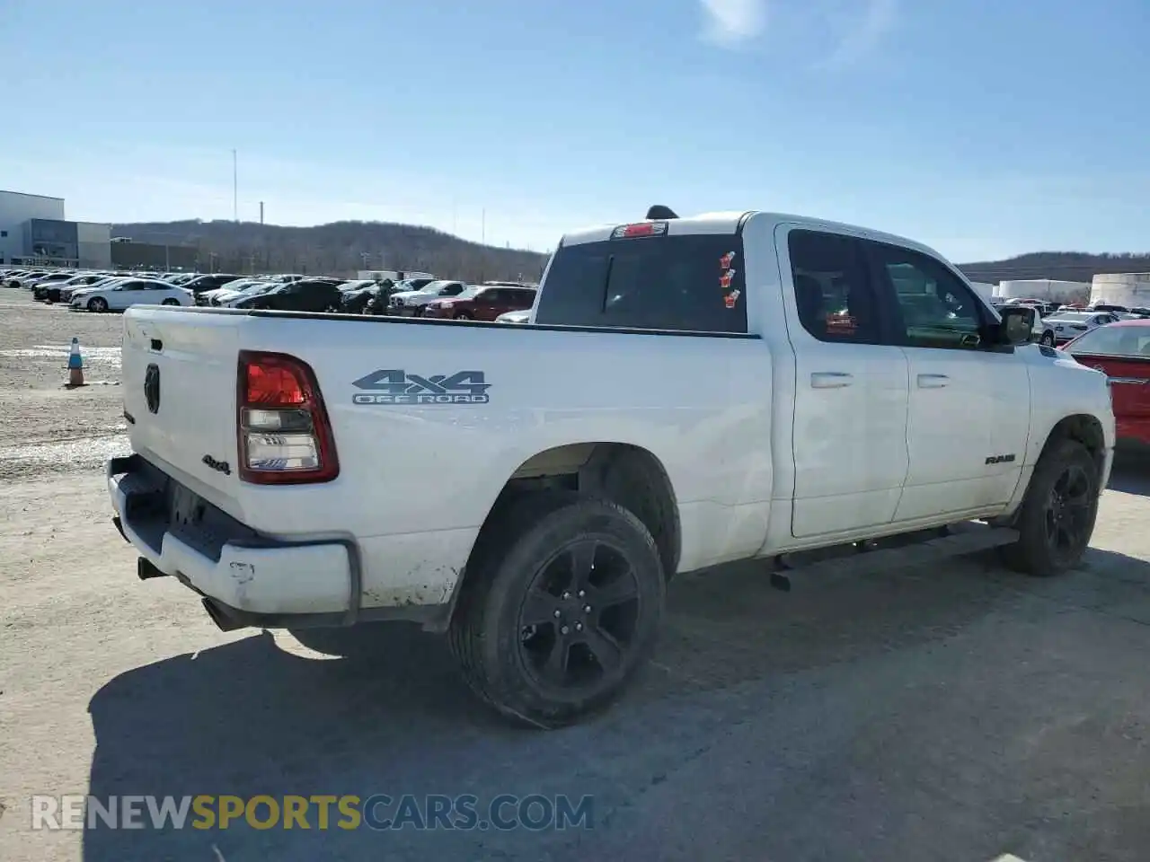 3 Photograph of a damaged car 1C6SRFBT5LN318414 RAM 1500 2020