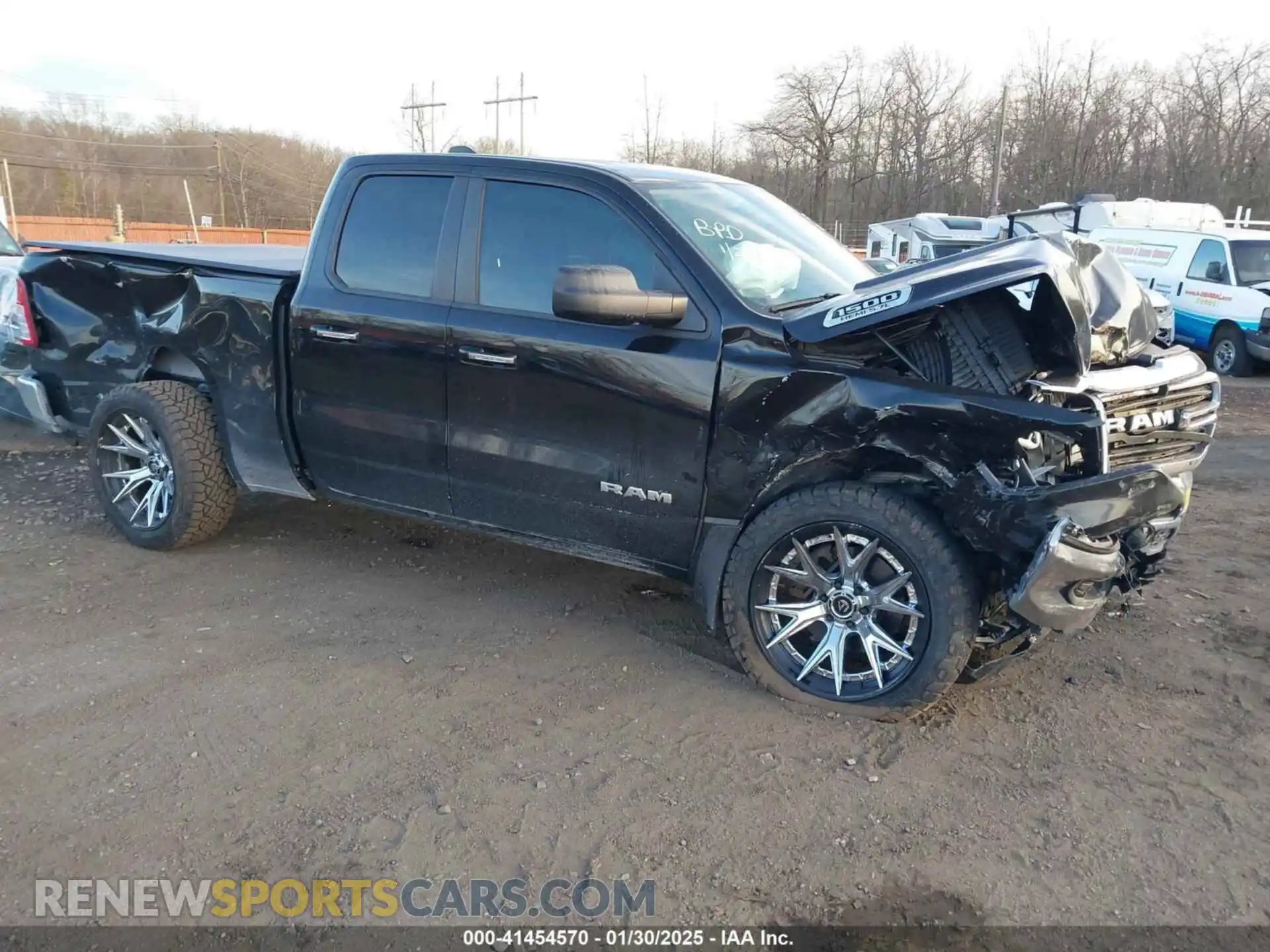 1 Photograph of a damaged car 1C6SRFBT8LN341914 RAM 1500 2020