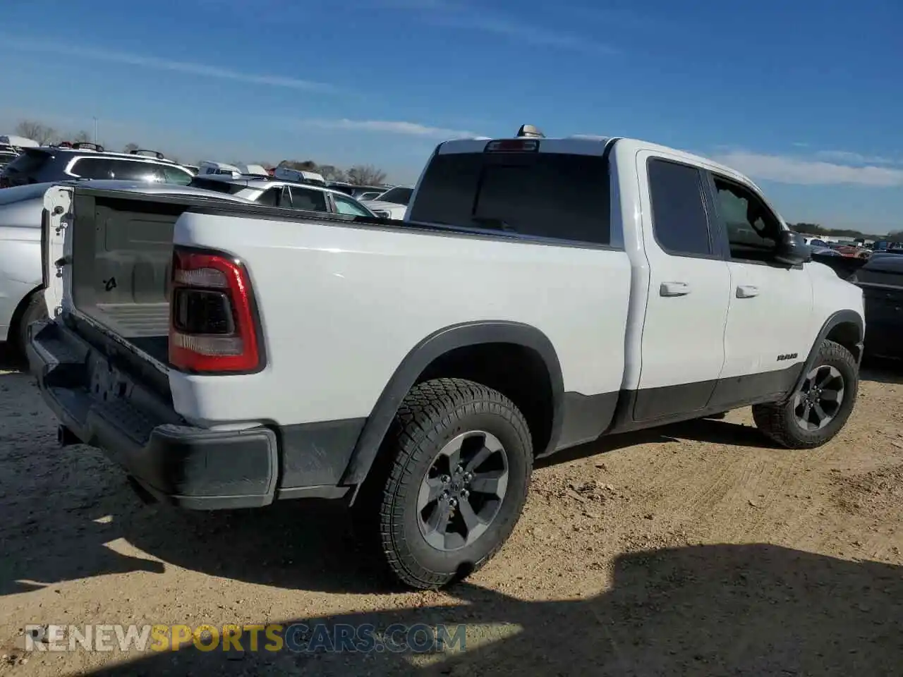 3 Photograph of a damaged car 1C6SRFETXLN258402 RAM 1500 2020