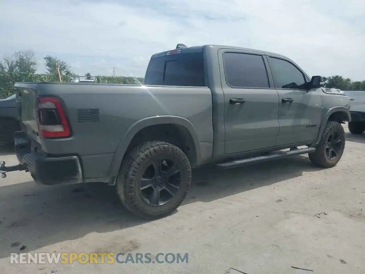 3 Photograph of a damaged car 1C6SRFFT8LN378827 RAM 1500 2020