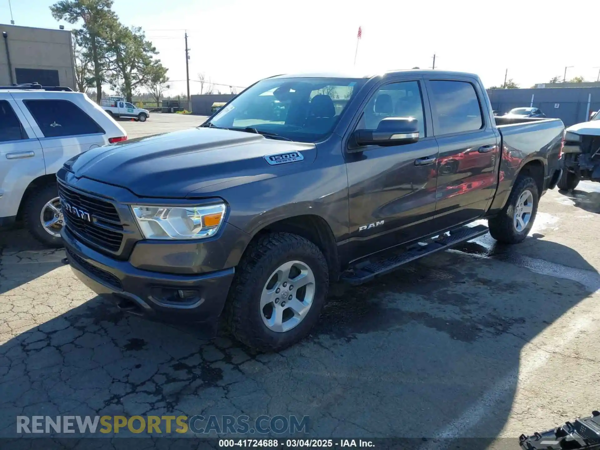 2 Photograph of a damaged car 1C6SRFFTXLN107042 RAM 1500 2020