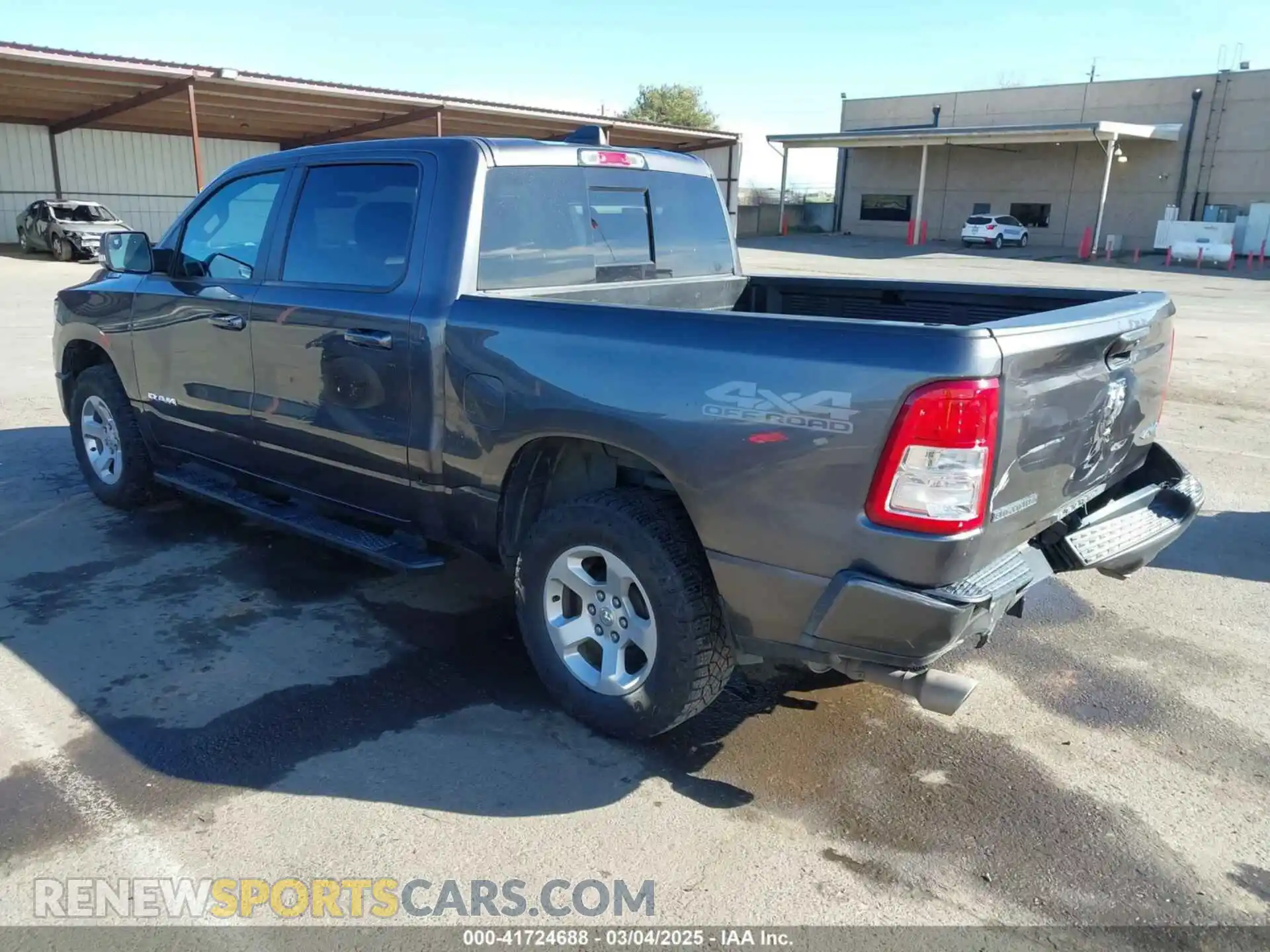 3 Photograph of a damaged car 1C6SRFFTXLN107042 RAM 1500 2020