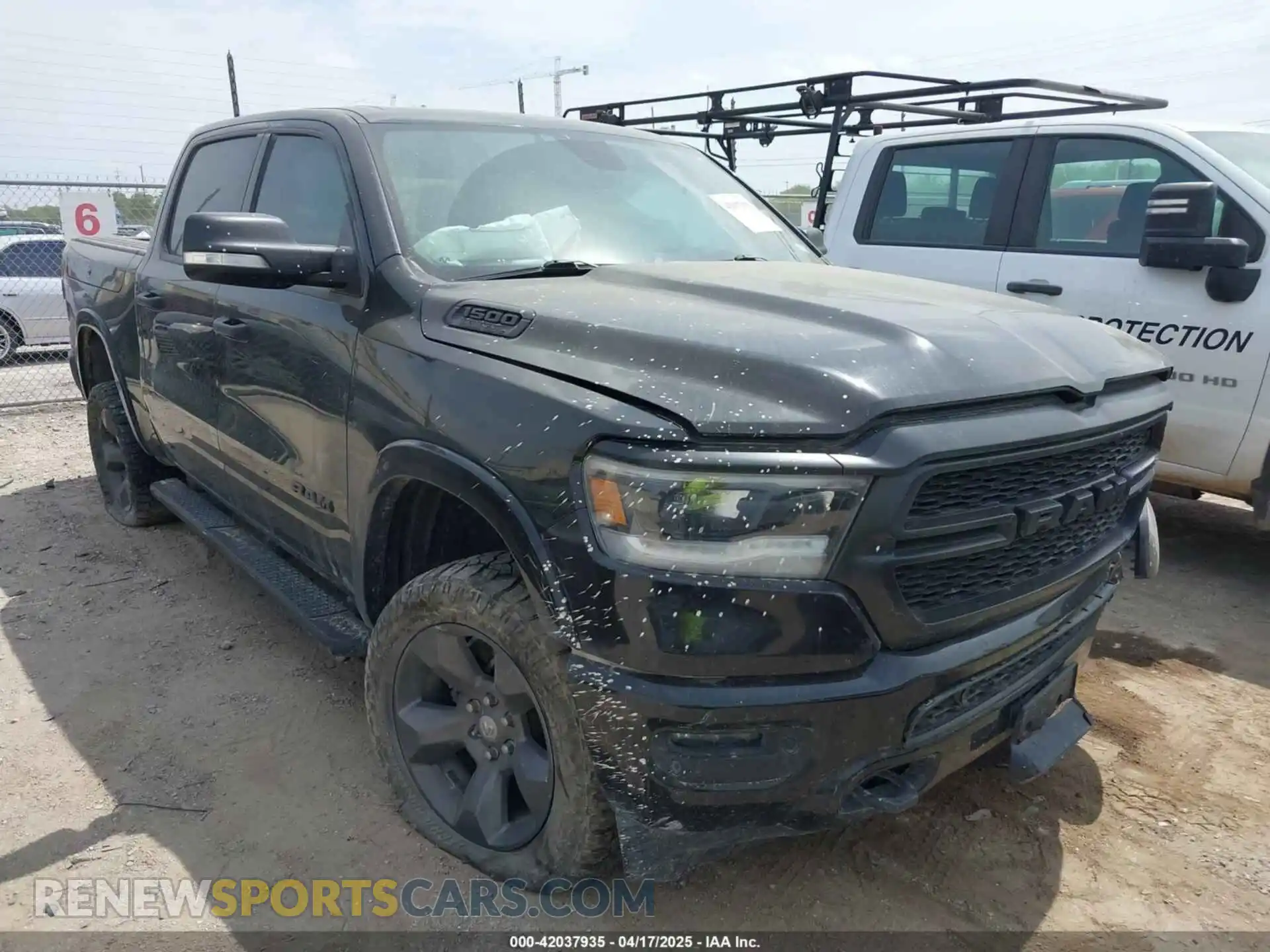 1 Photograph of a damaged car 1C6SRFFTXLN294329 RAM 1500 2020