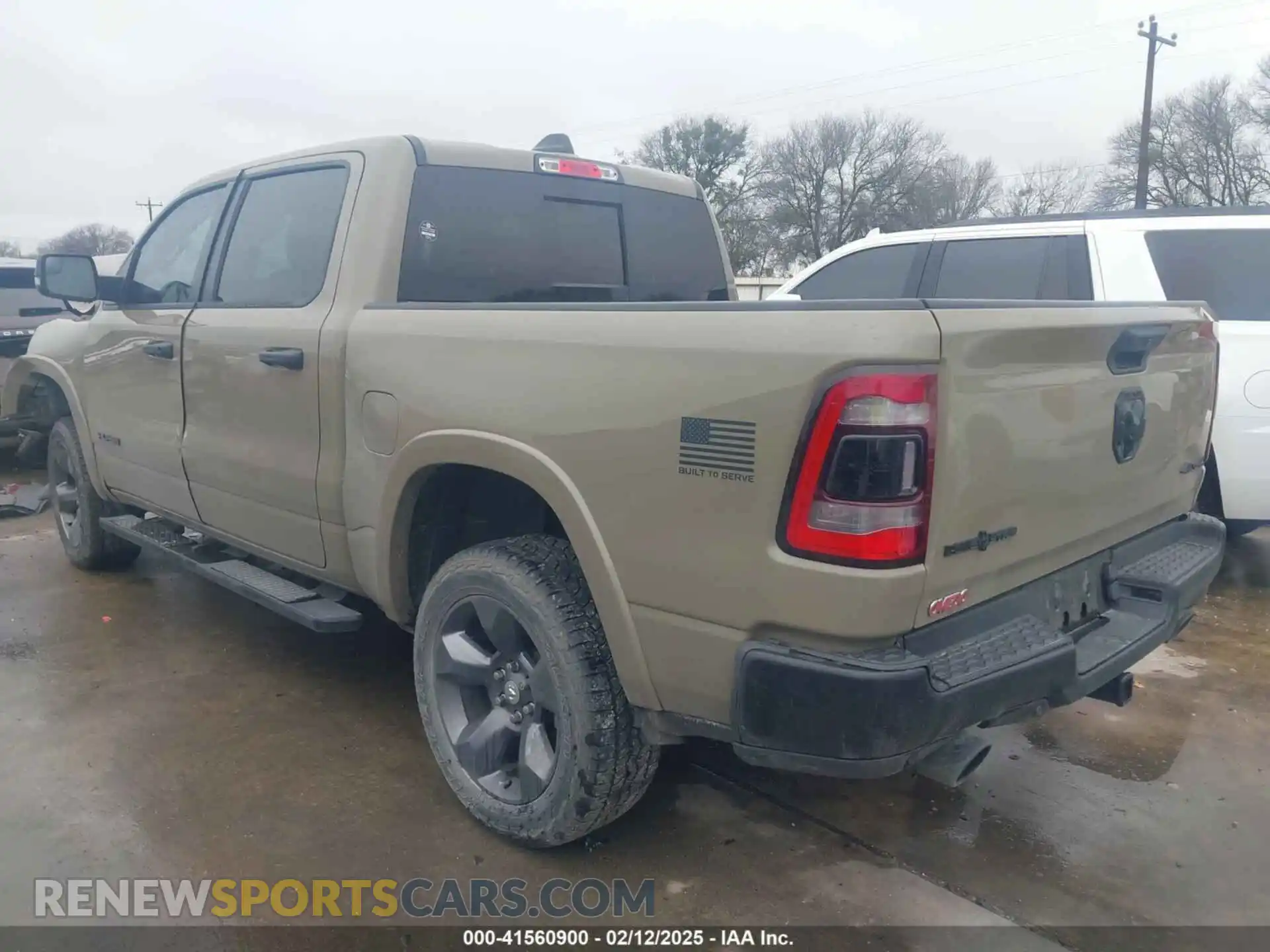 3 Photograph of a damaged car 1C6SRFFTXLN296453 RAM 1500 2020
