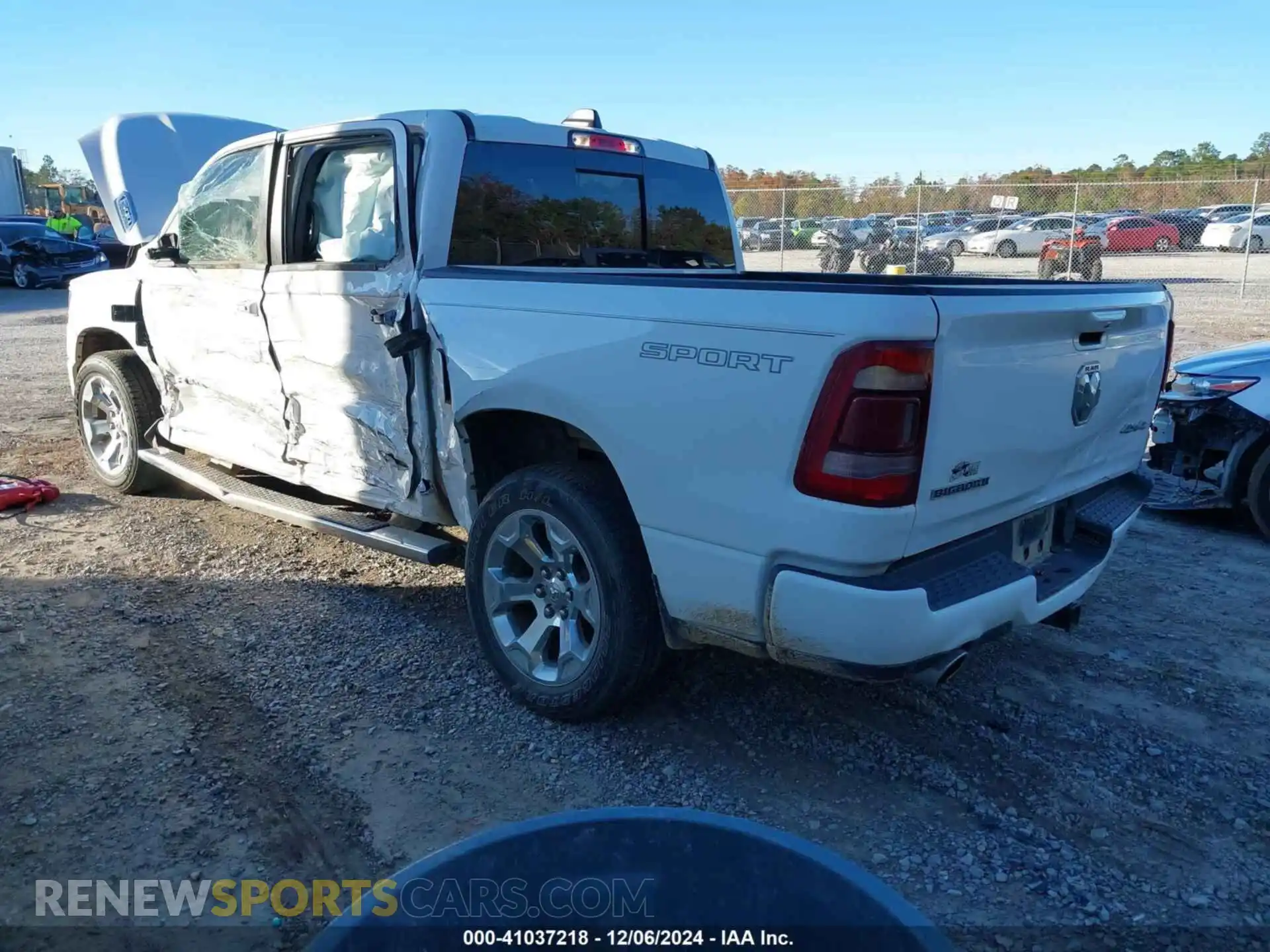 3 Photograph of a damaged car 1C6SRFFTXLN328351 RAM 1500 2020
