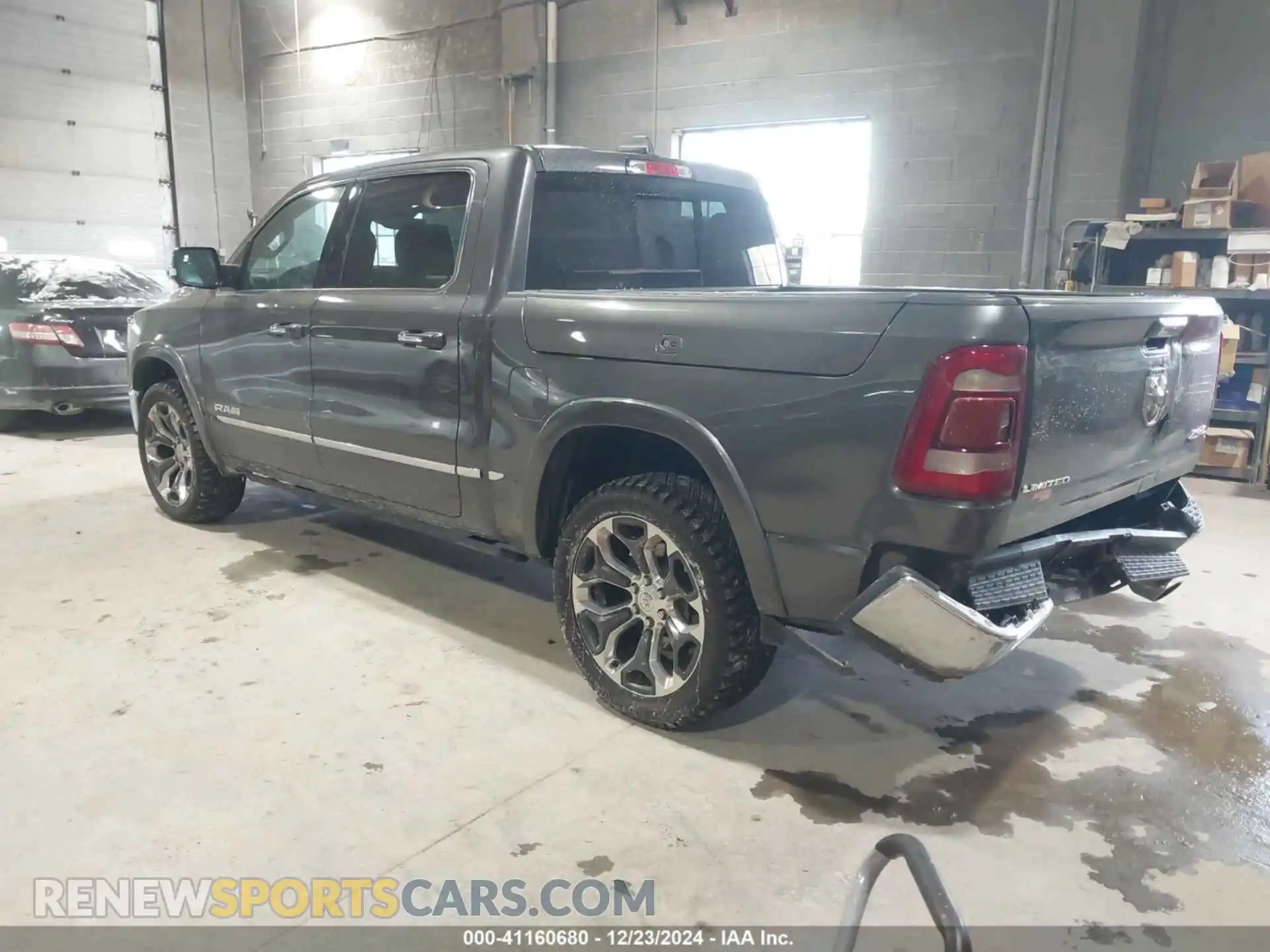3 Photograph of a damaged car 1C6SRFHT5LN294493 RAM 1500 2020