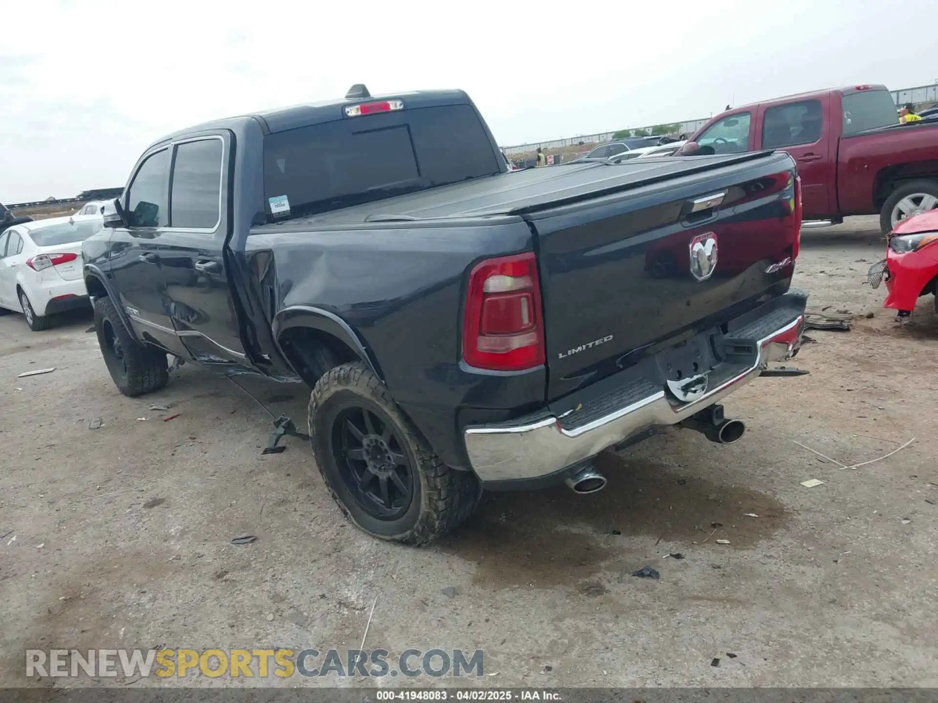 3 fotografías del automóvil dañado 1C6SRFHT5LN422246 RAM 1500 2020
