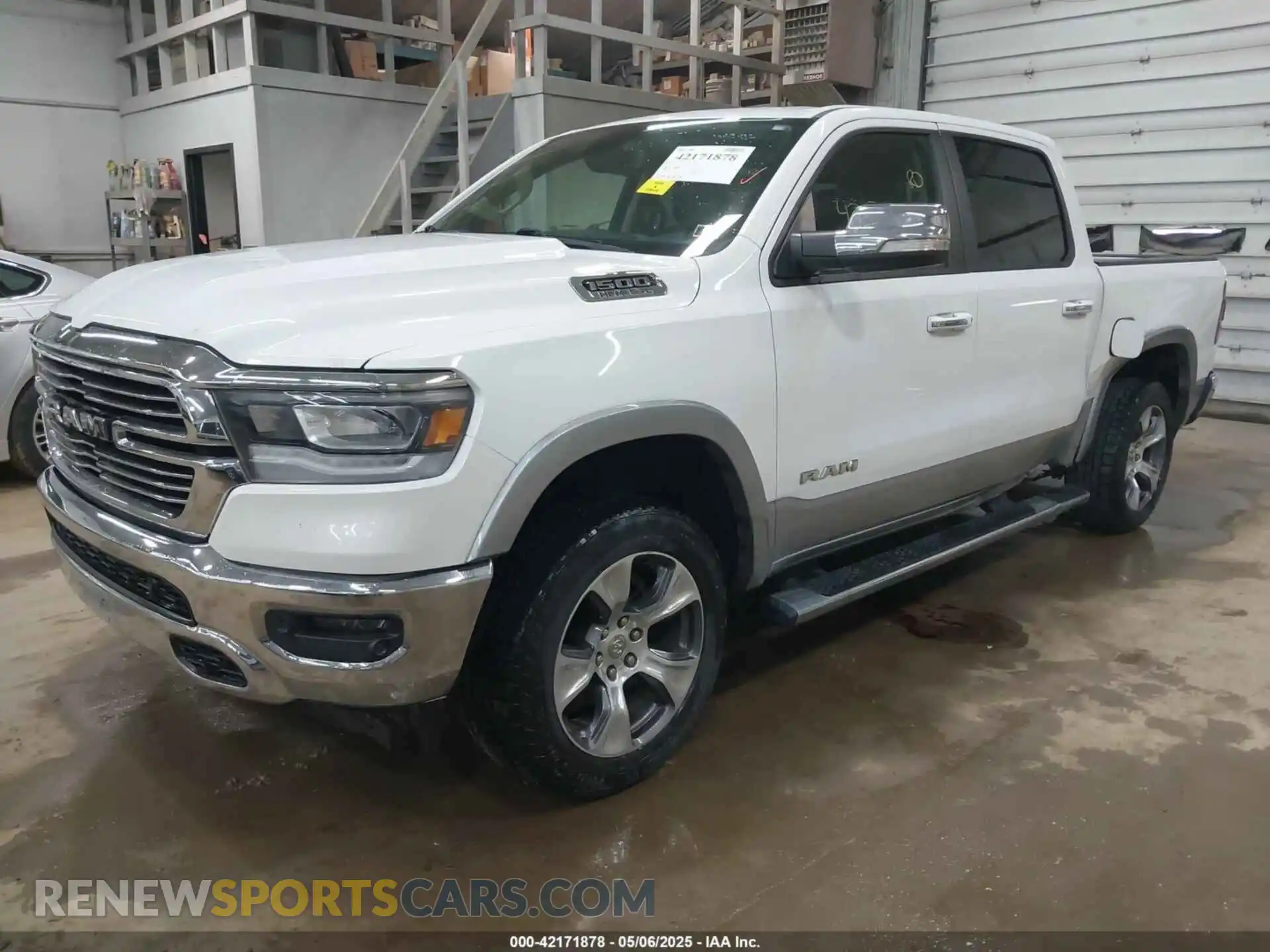2 Photograph of a damaged car 1C6SRFJT4LN356072 RAM 1500 2020