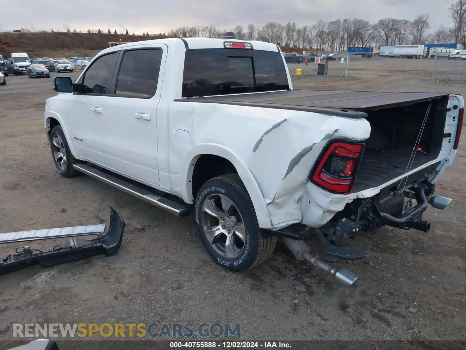 3 Photograph of a damaged car 1C6SRFJT5LN220243 RAM 1500 2020