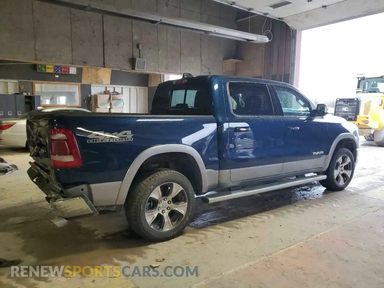 3 Photograph of a damaged car 1C6SRFJT8LN323852 RAM 1500 2020
