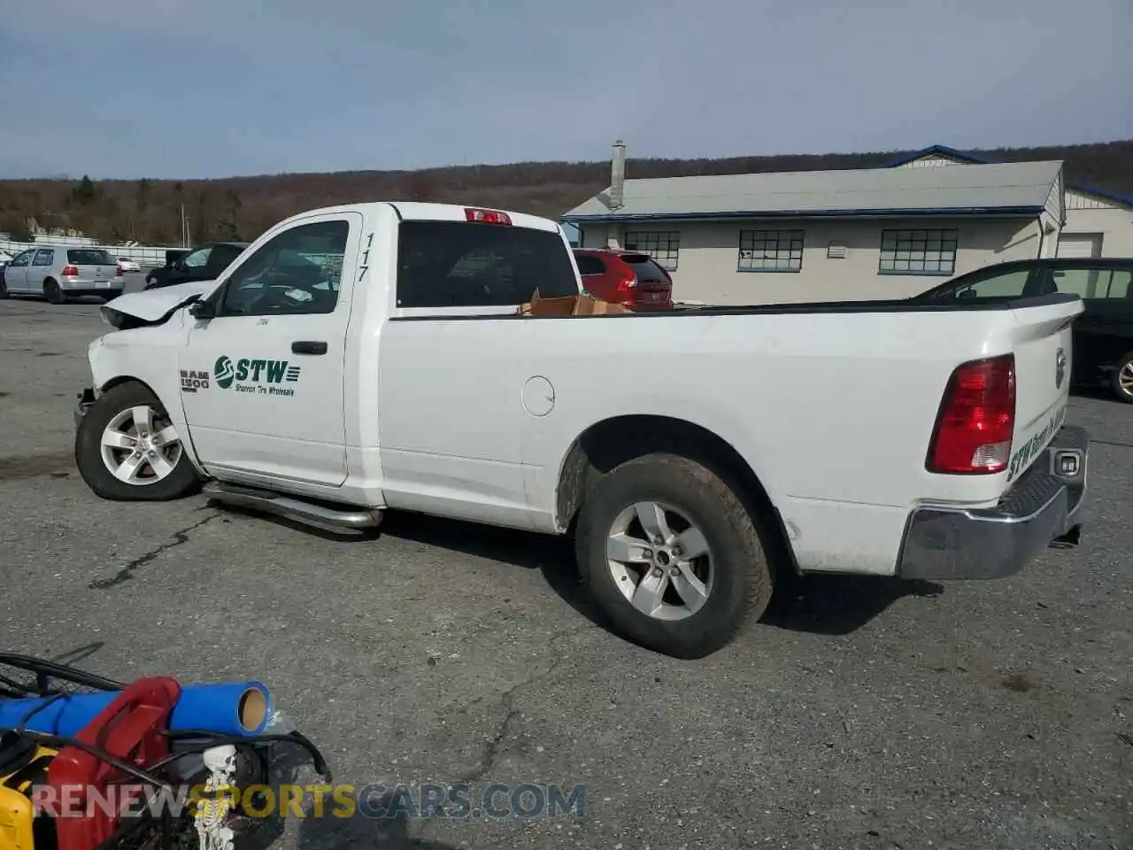 2 Photograph of a damaged car 3C6JR6DG2LG290303 RAM 1500 2020