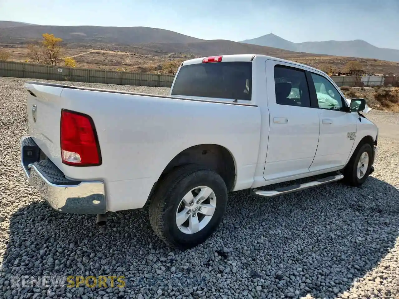 3 fotografías del automóvil dañado 1C6RR6LG4MS586065 RAM 1500 2021