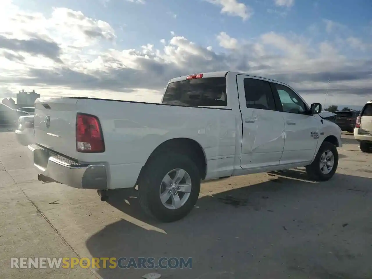3 Photograph of a damaged car 1C6RR6TT5MS516202 RAM 1500 2021