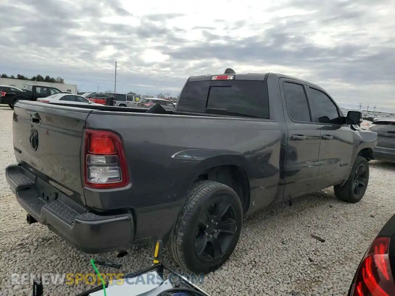 3 Фотография поврежденного автомобиля 1C6RREBG2MN712871 RAM 1500 2021