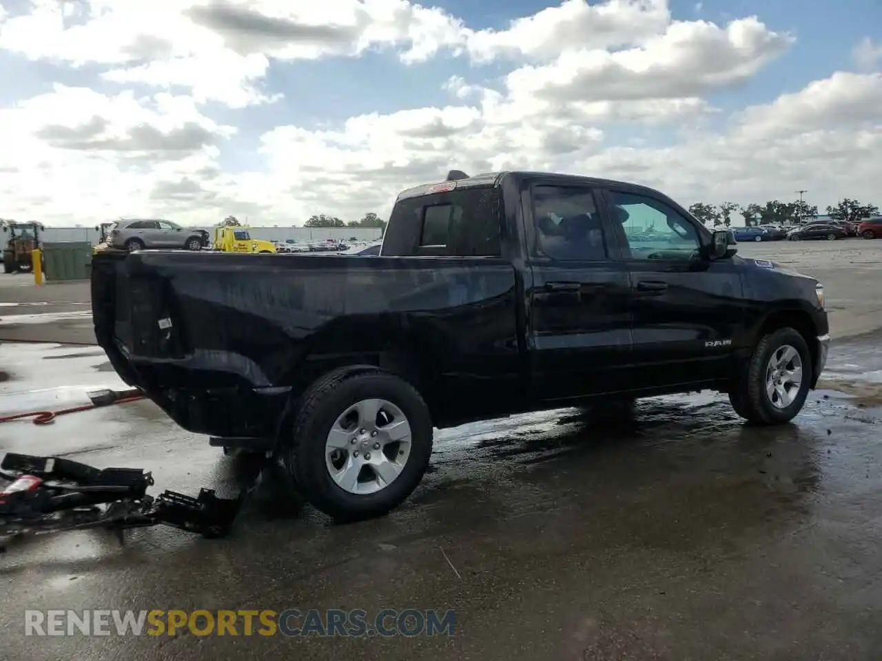3 Photograph of a damaged car 1C6RREBT8MN747394 RAM 1500 2021