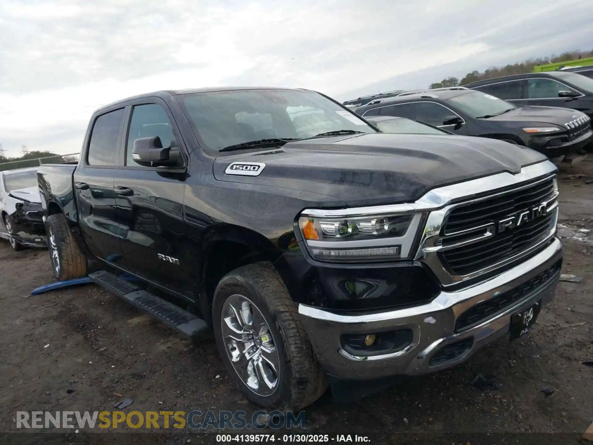 1 Photograph of a damaged car 1C6RREFG1MN532758 RAM 1500 2021