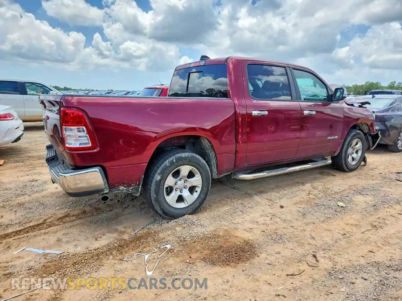 3 Photograph of a damaged car 1C6RREFG4MN630330 RAM 1500 2021