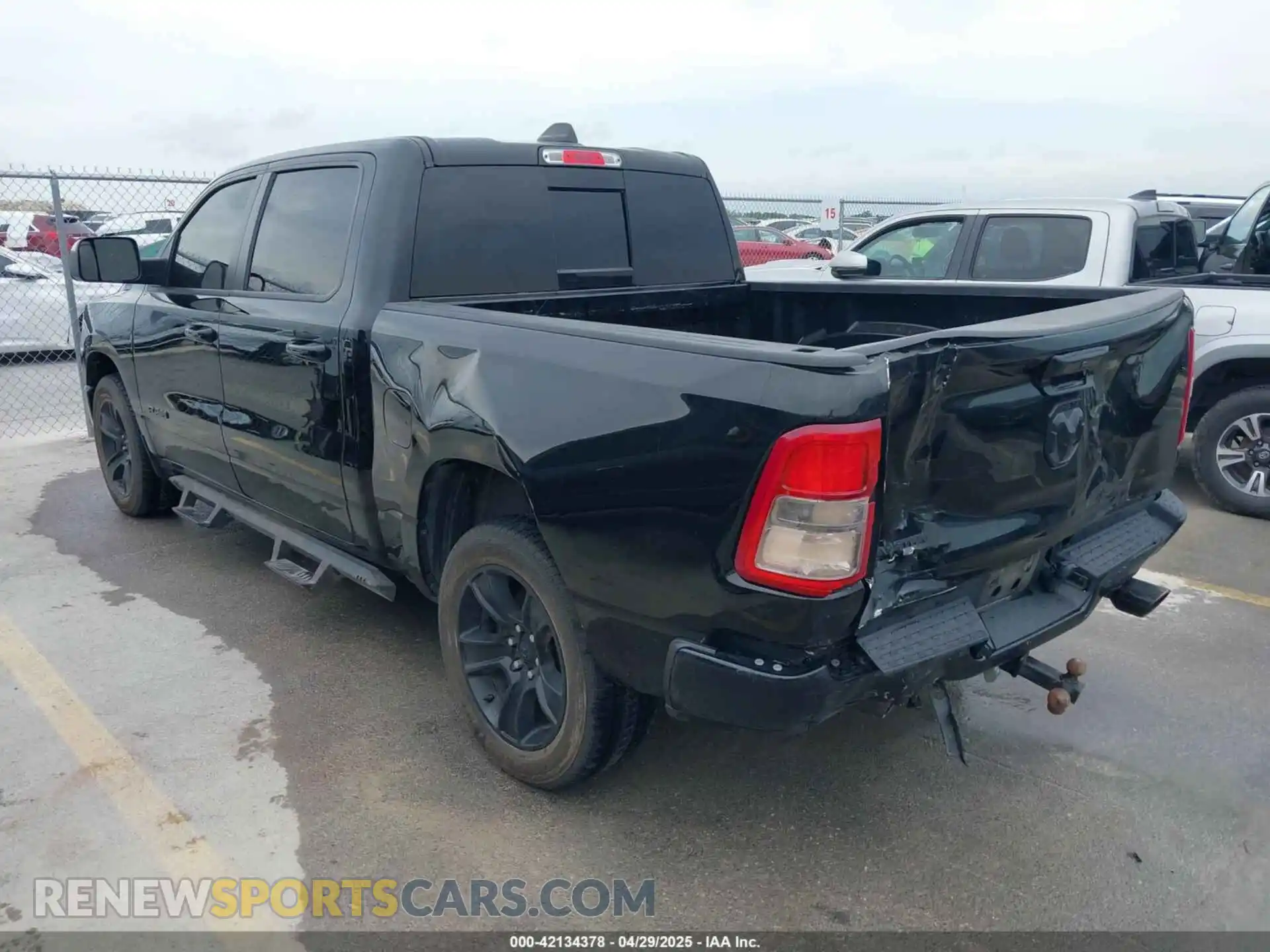 3 Photograph of a damaged car 1C6RREFM3MN835868 RAM 1500 2021