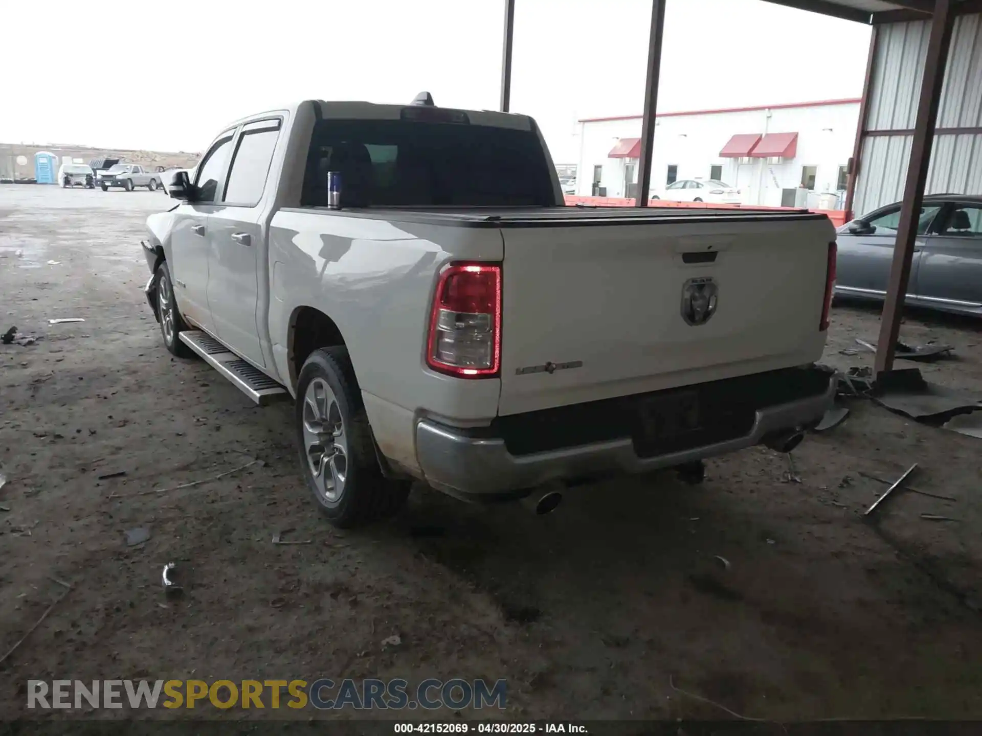 3 Photograph of a damaged car 1C6RREFT1MN646966 RAM 1500 2021