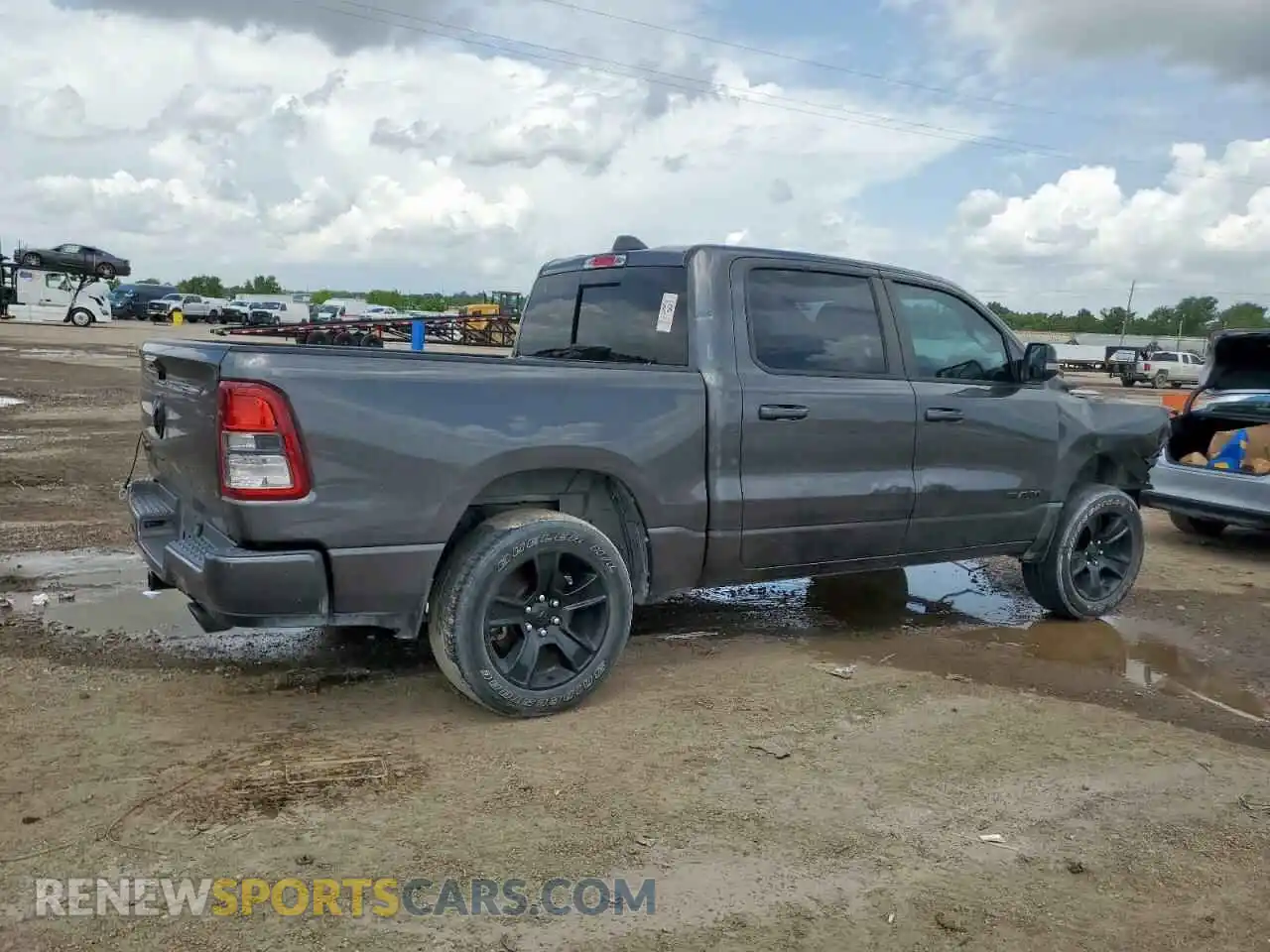 3 fotografías del automóvil dañado 1C6RREFT7MN647006 RAM 1500 2021