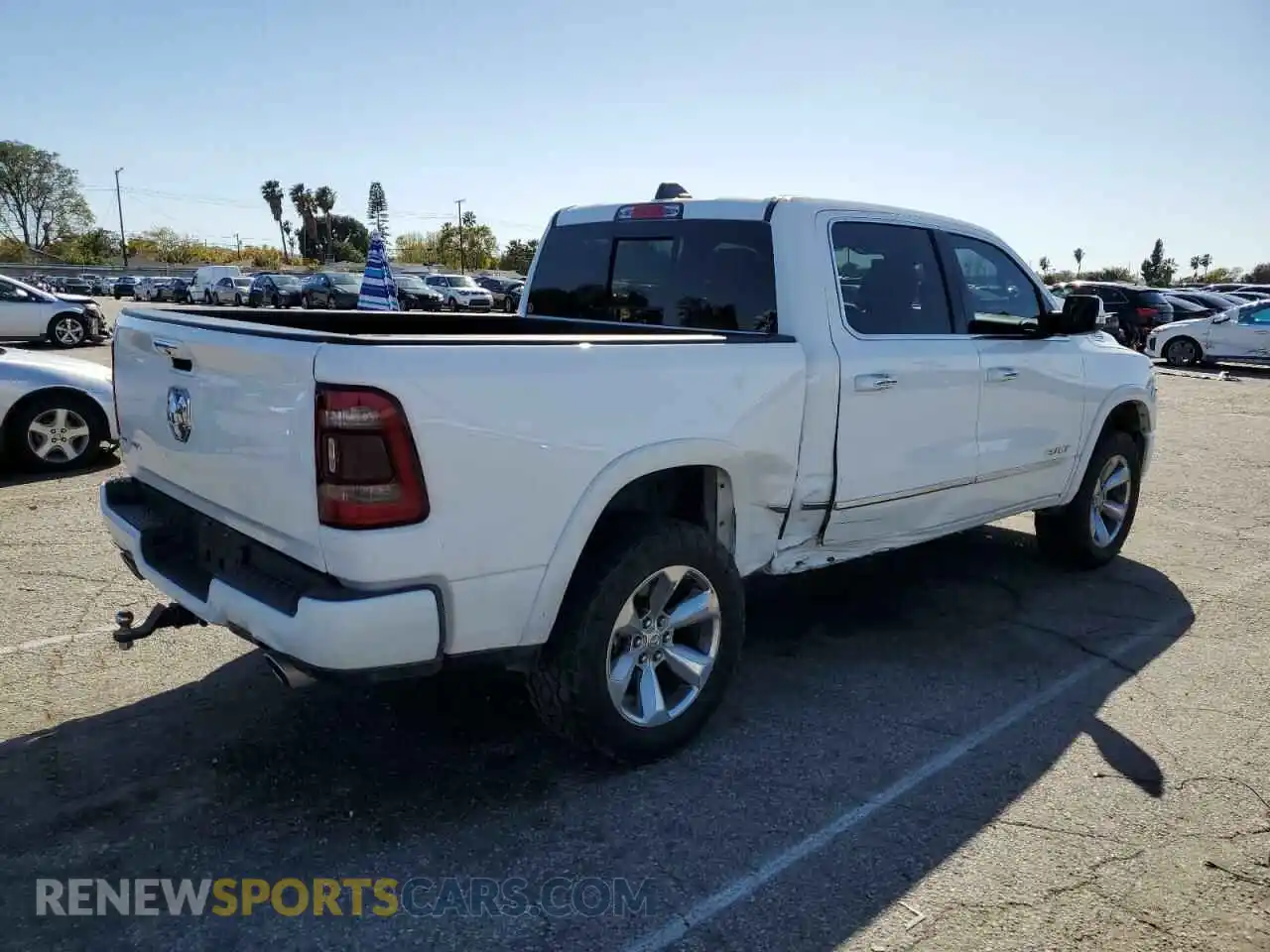 3 Photograph of a damaged car 1C6RREHT7MN801307 RAM 1500 2021